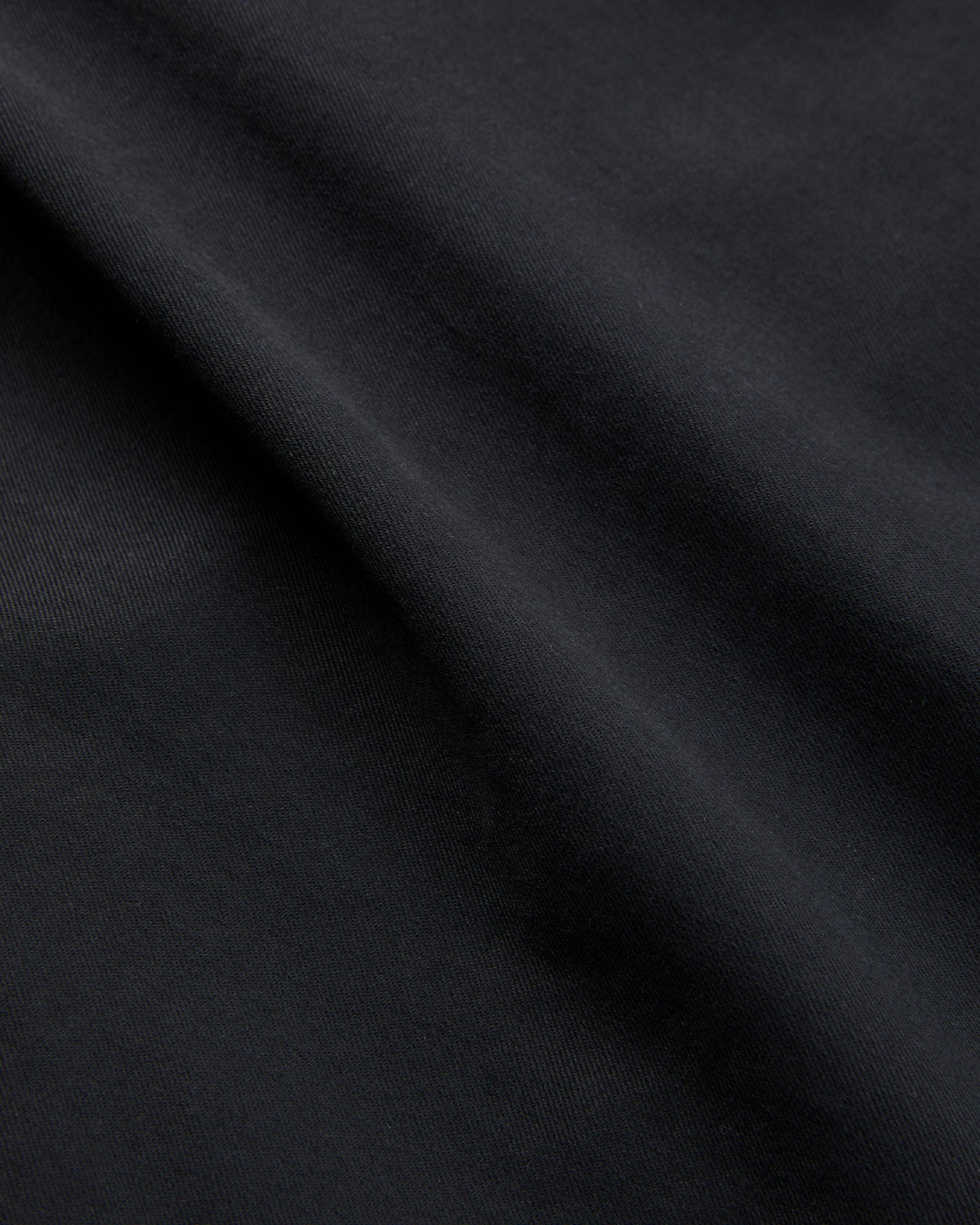 Pantalone slim fit in gabardina stretch certificata