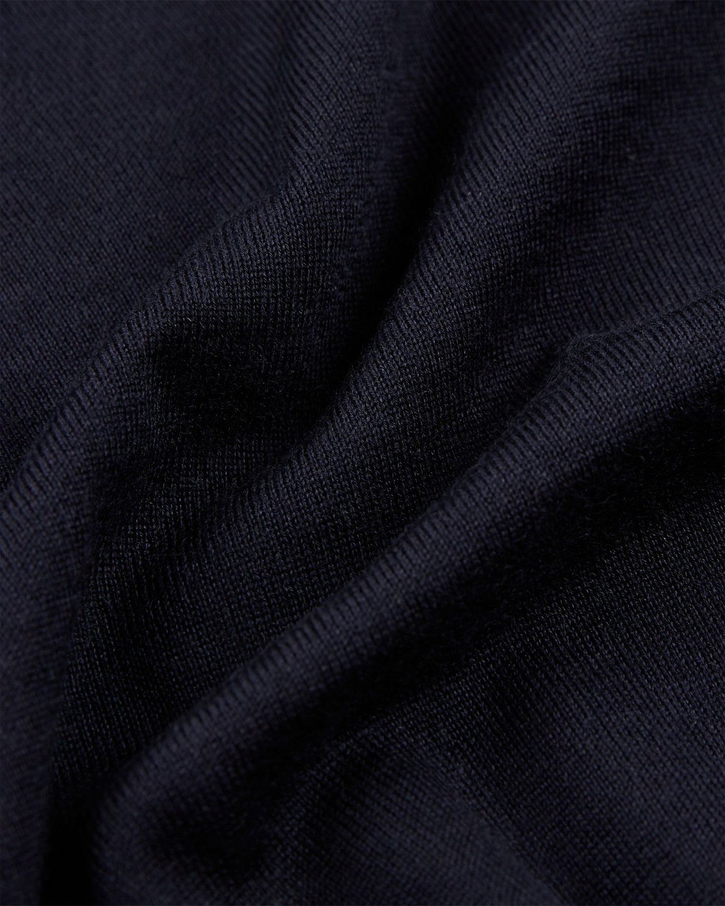 Slim fit cashmere and silk turtleneck sweater