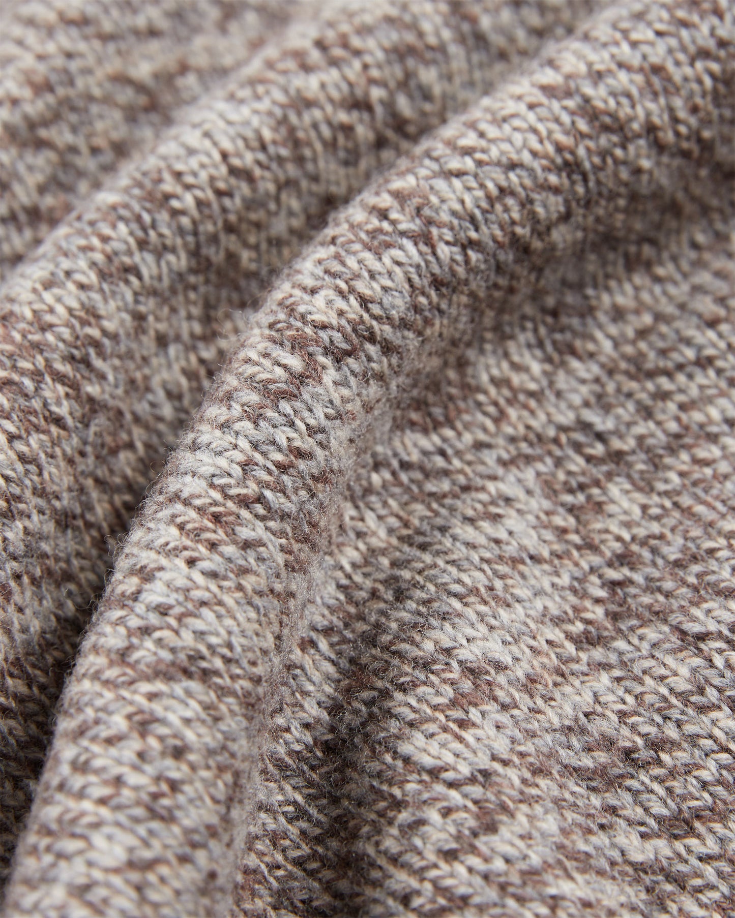 ジーロンウール・スリムフィットクルーネック