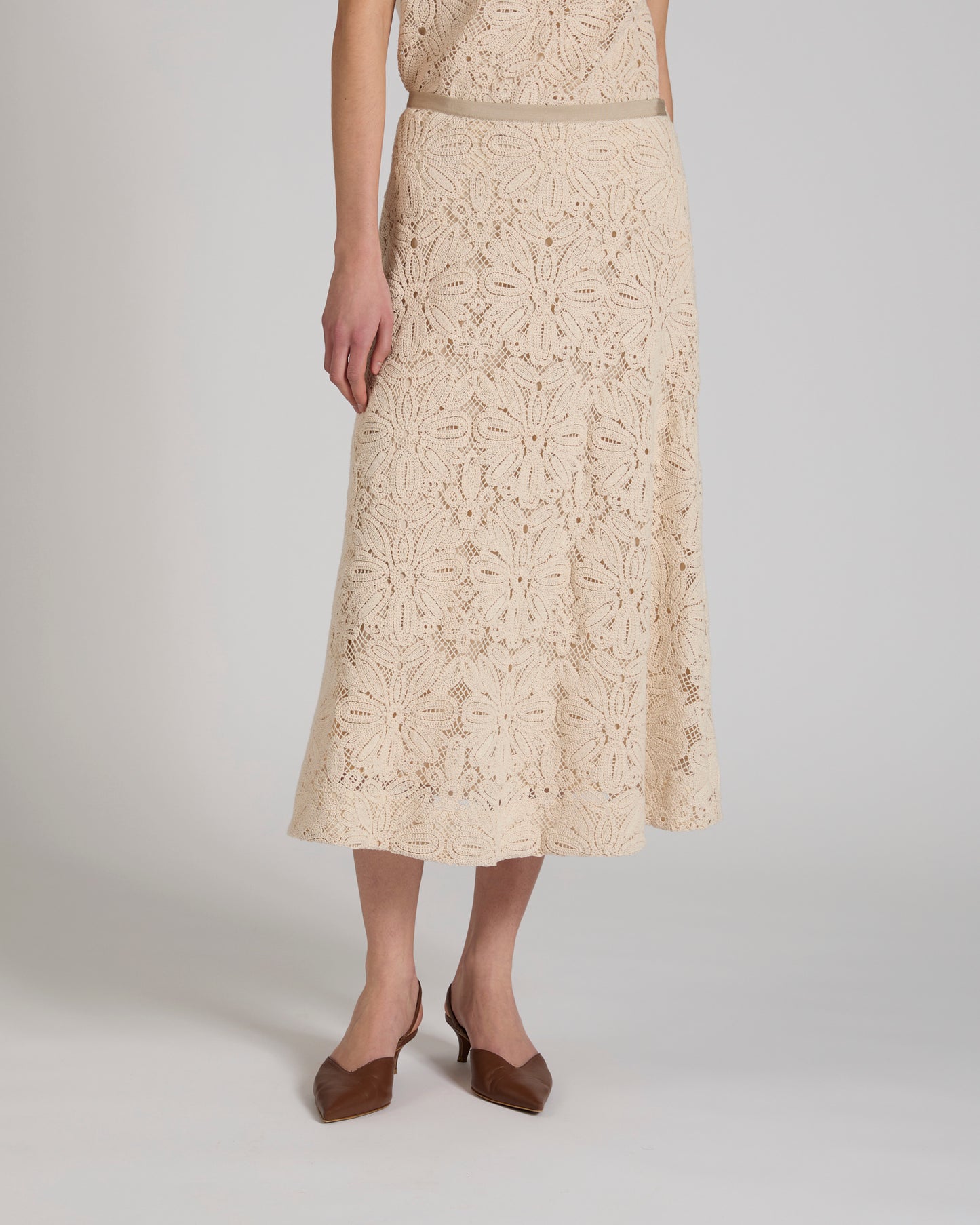 Wide fit skirt in macramé lace