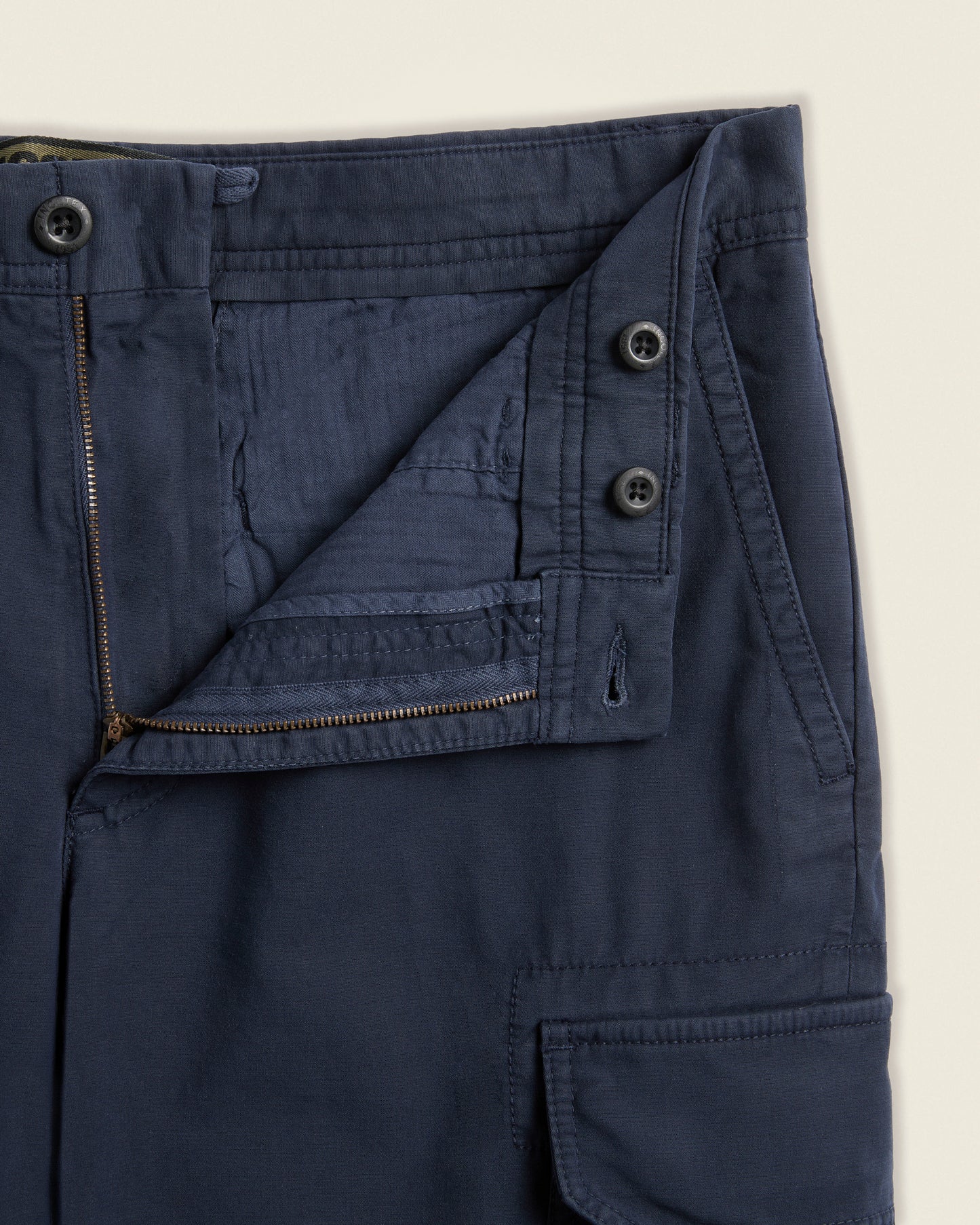 Cargohose Tapered Fit aus Summer Satin