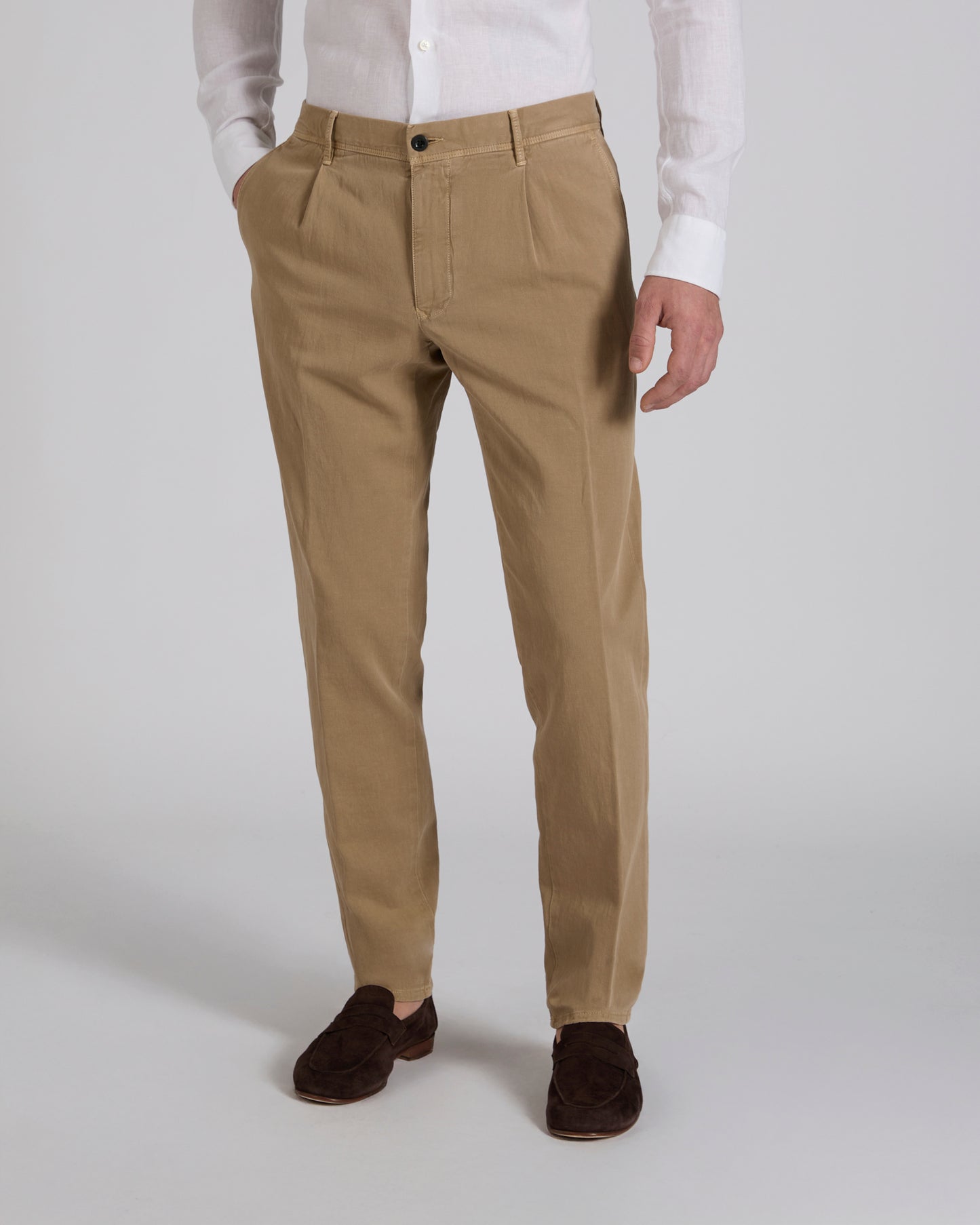 Tapered fit cotton trousers