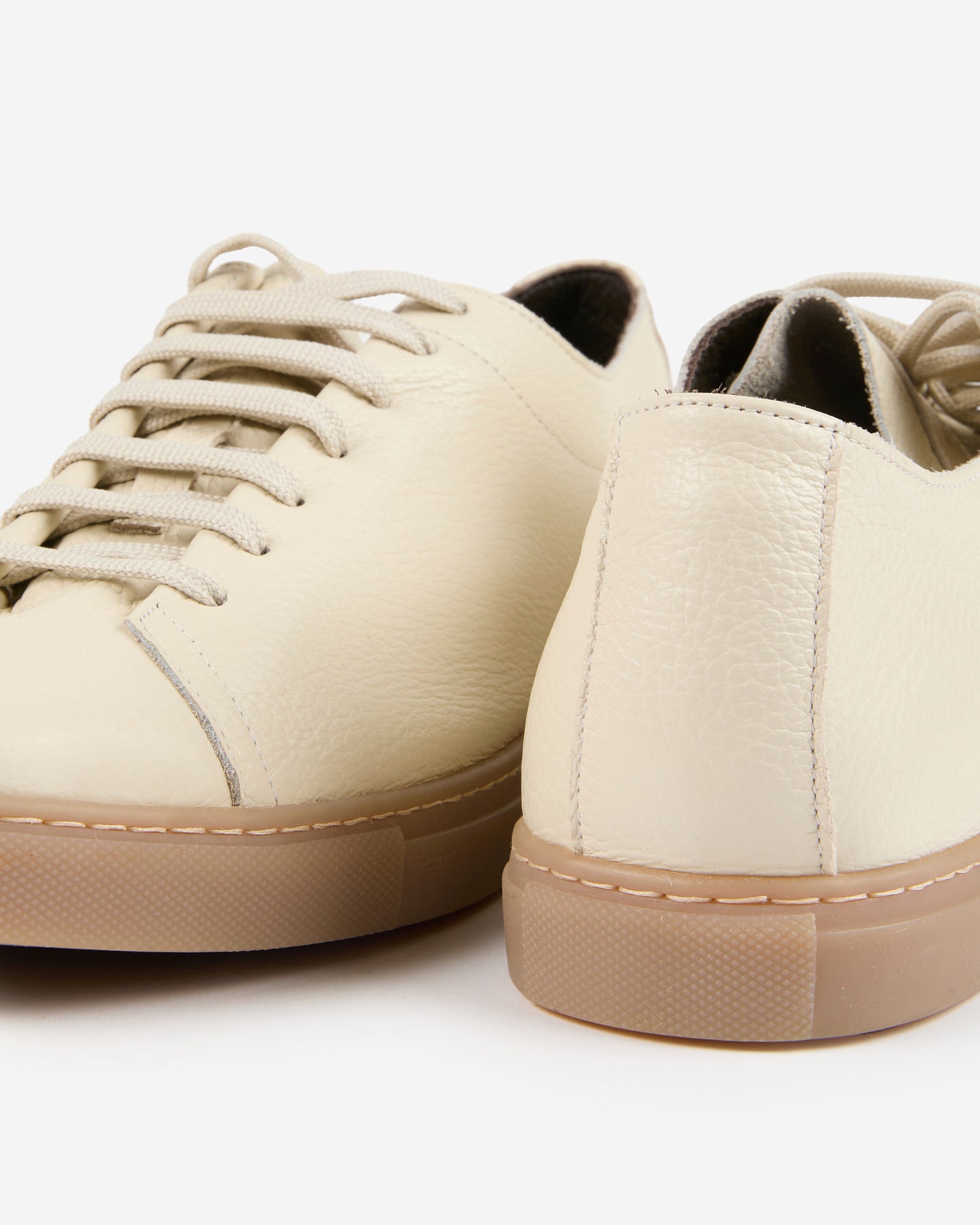 Sneakers in pelle di vitello martellata