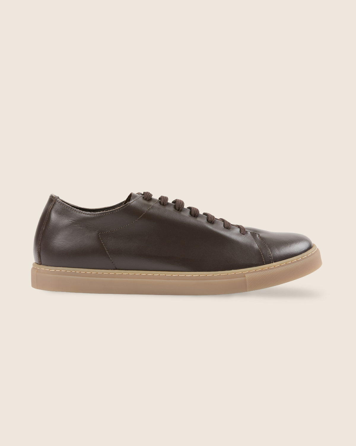Baskets en cuir