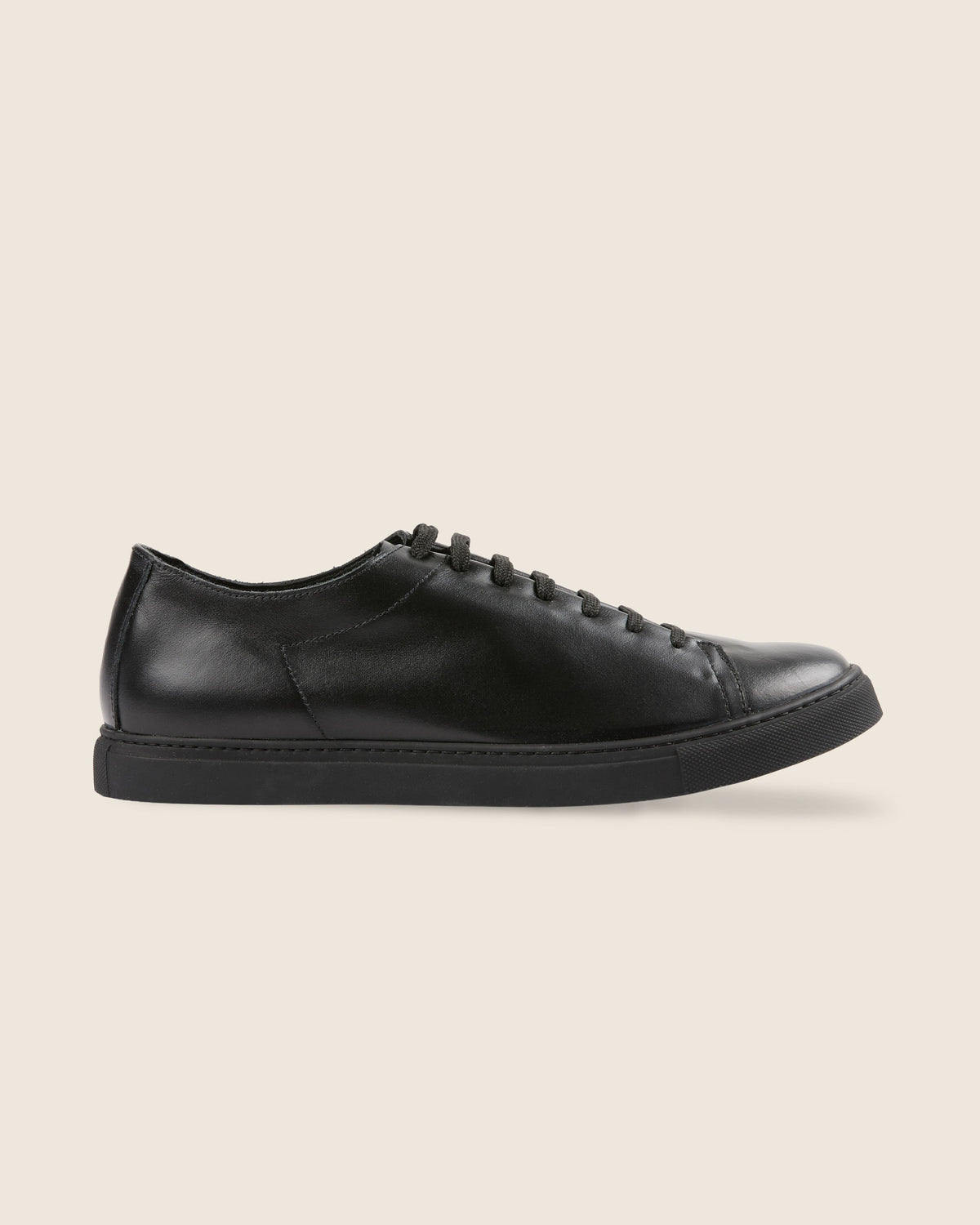Baskets en cuir