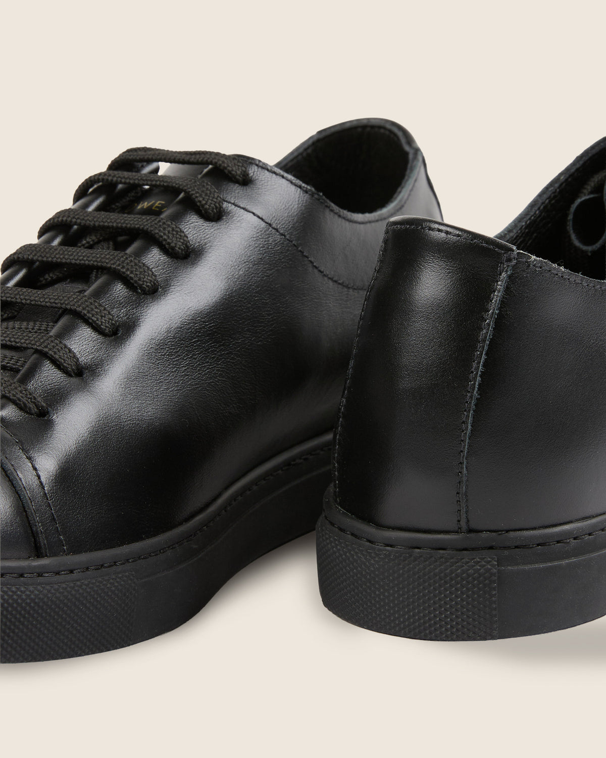 Baskets en cuir