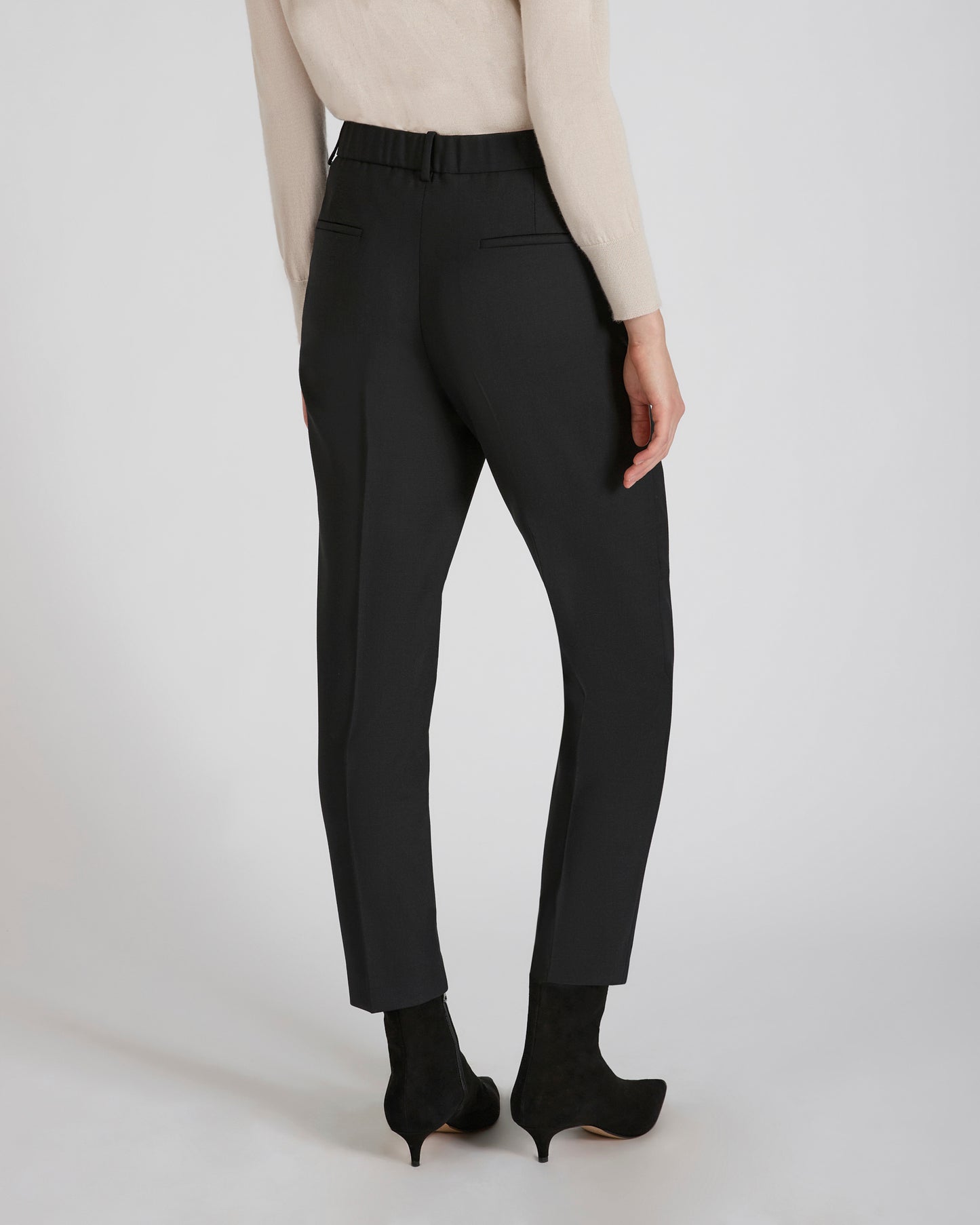 Regular fit trousers in two way stretch wool