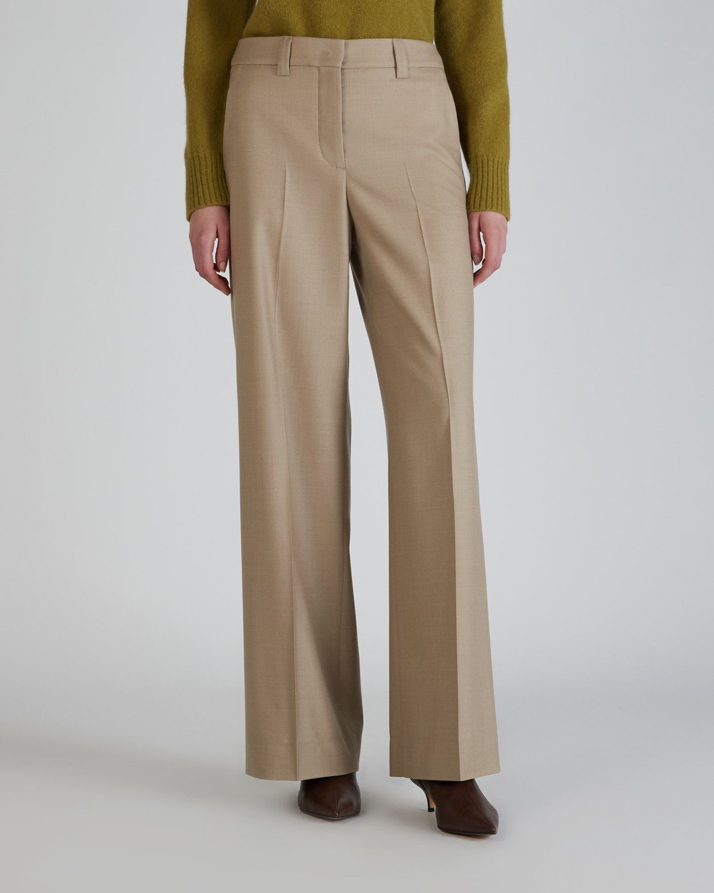 Regular fit trousers in stretch flannel