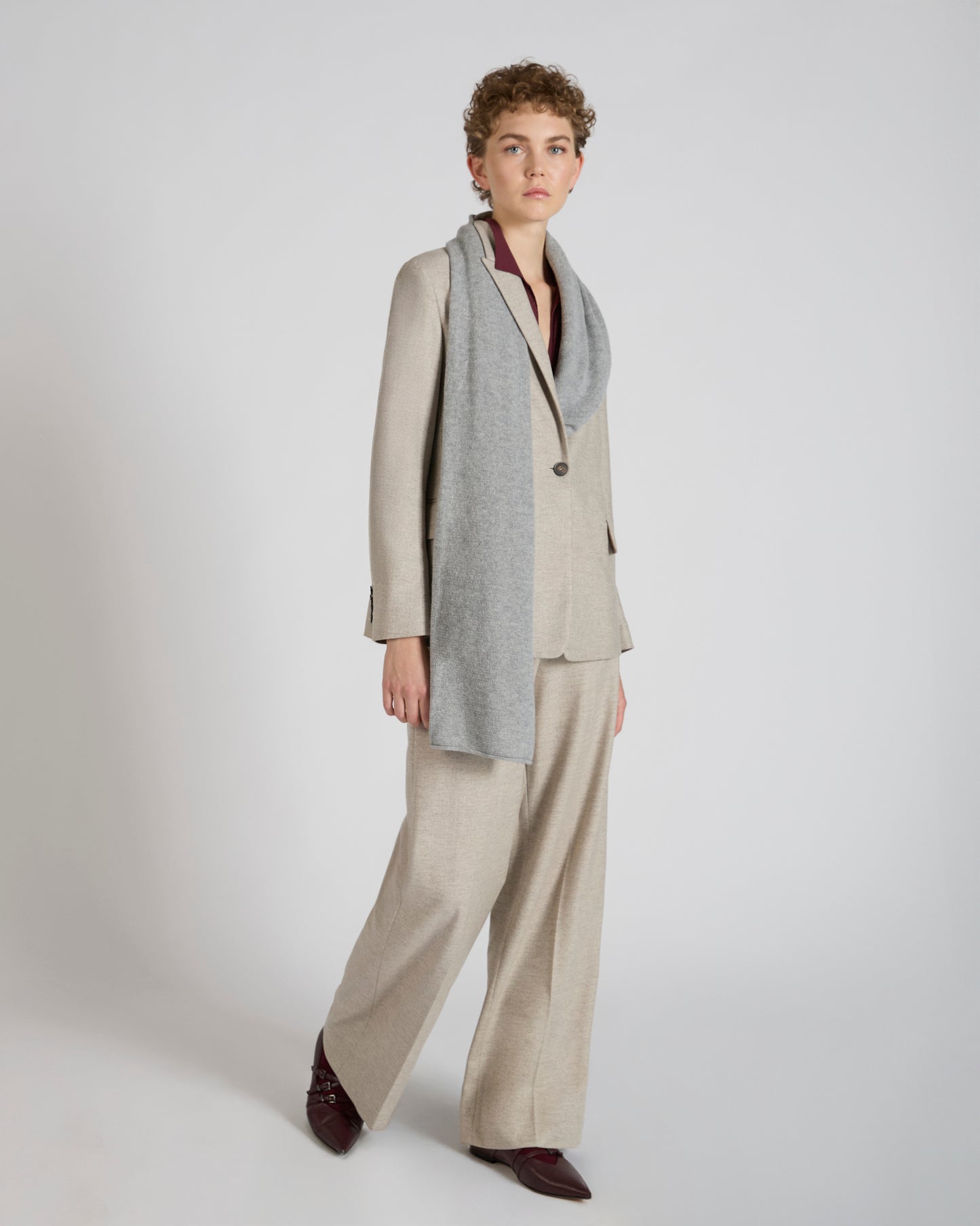 Regular fit trousers in stretch flannel