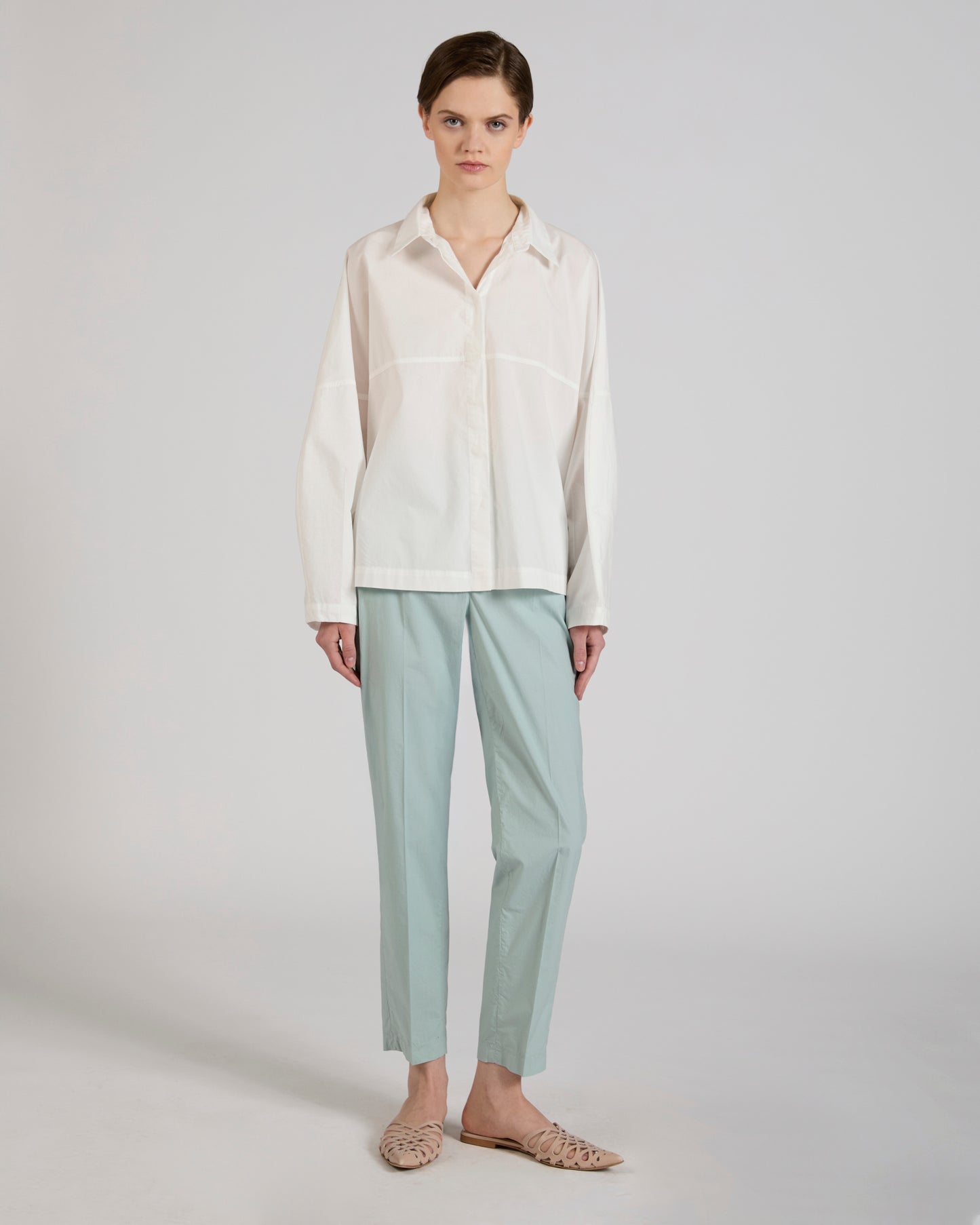 Regular fit cotton poplin trousers