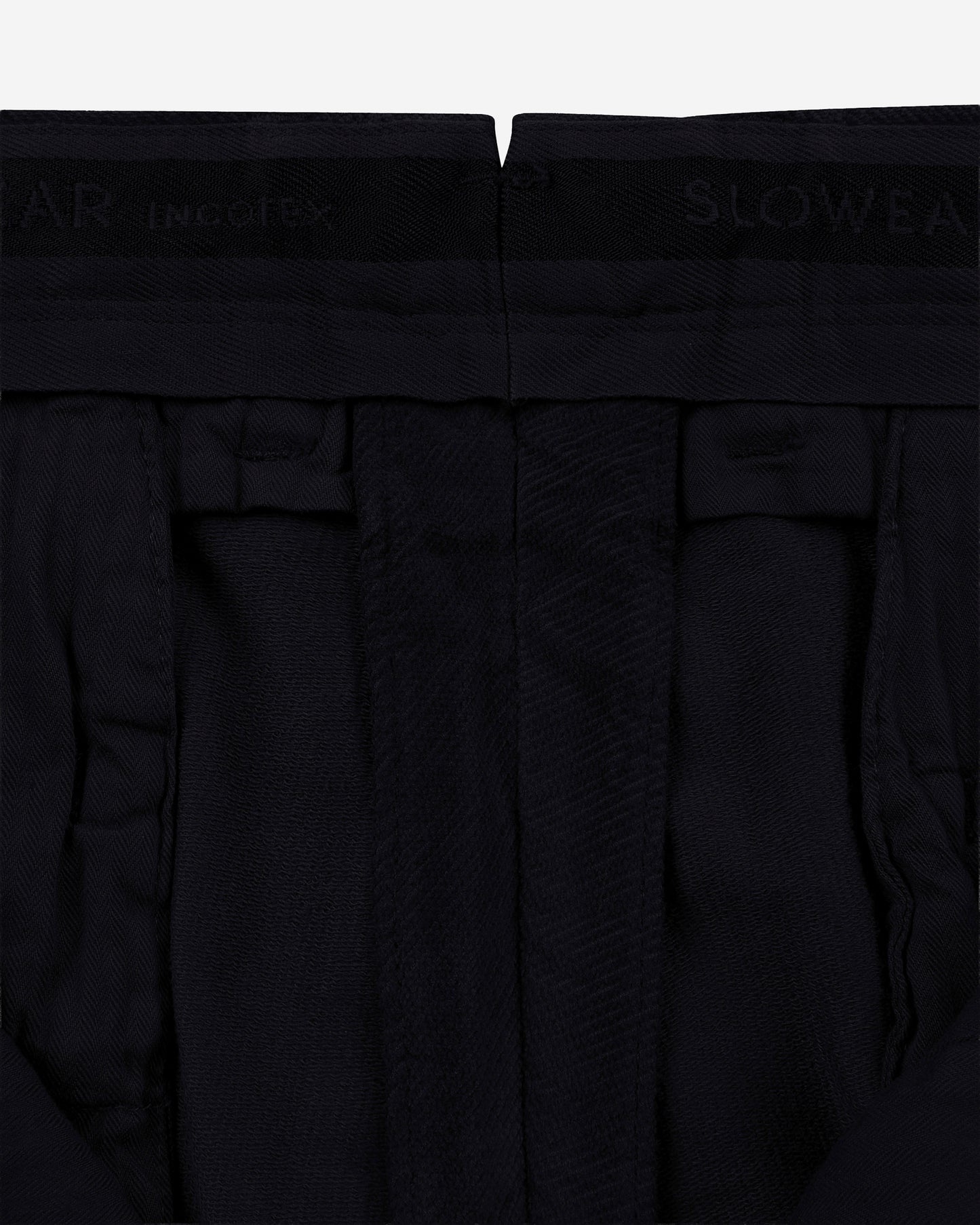 ベルベット スリムフィットパンツ