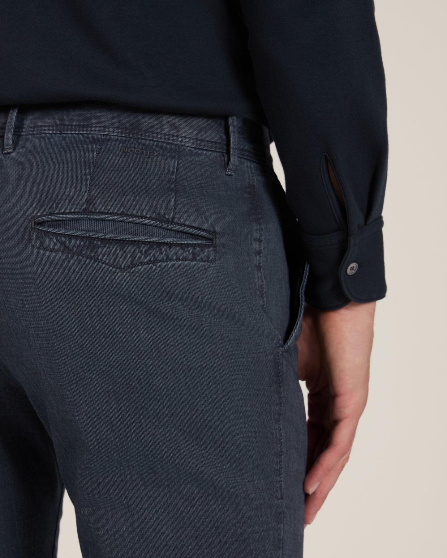 Pantalone slim fit in cotone stretch