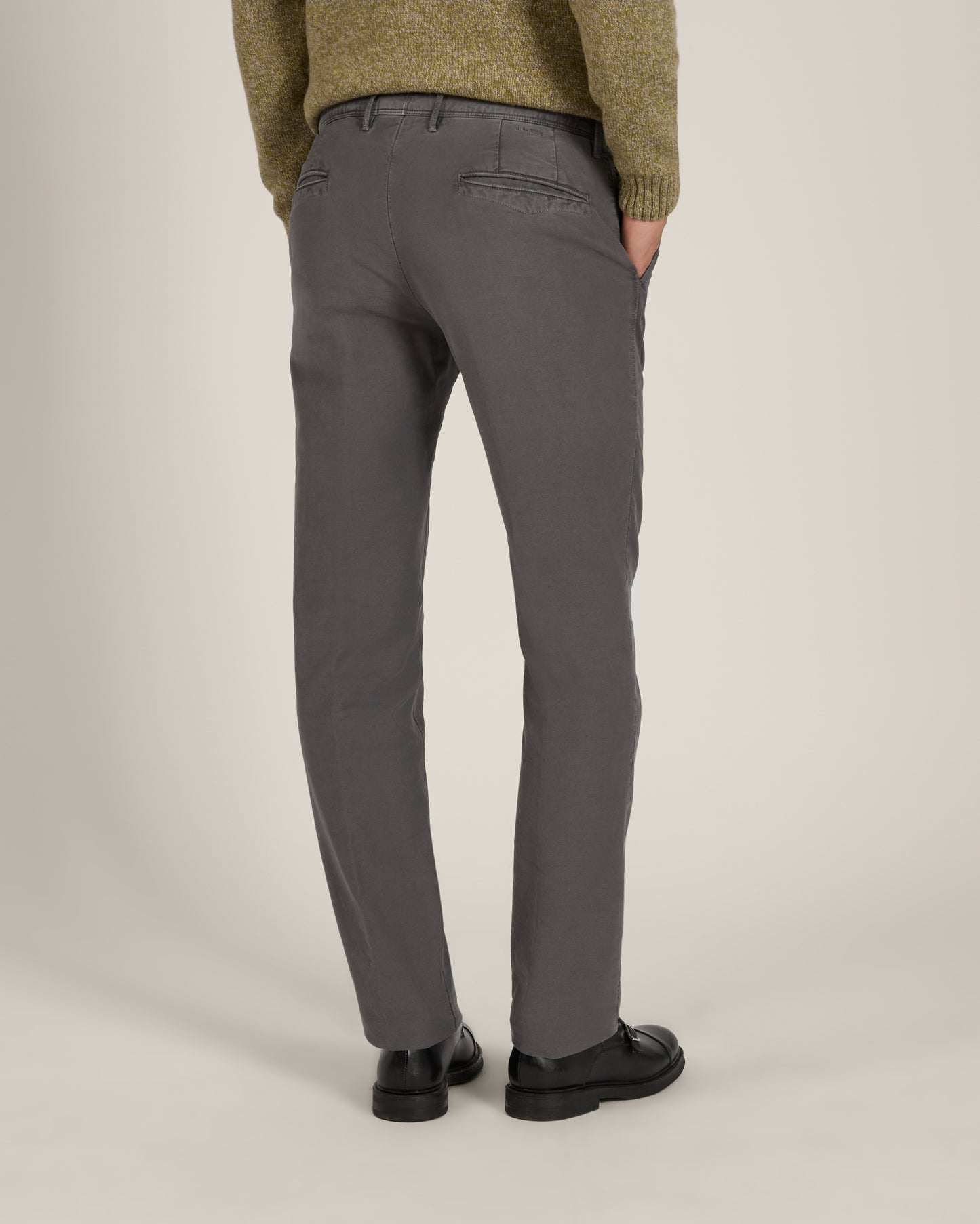 Pantalone slim fit in Tricochino