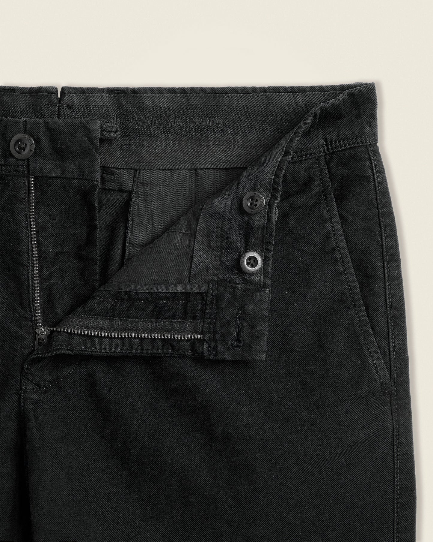 Pantalon coupe ajustée en Tricochino