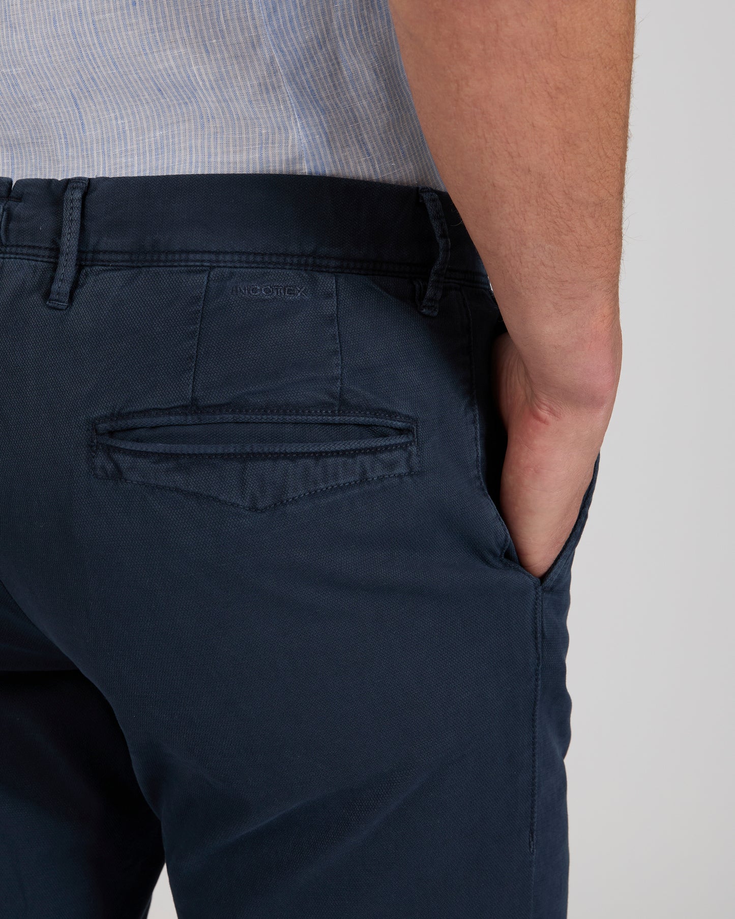 Pantalone slim fit in cotone stretch
