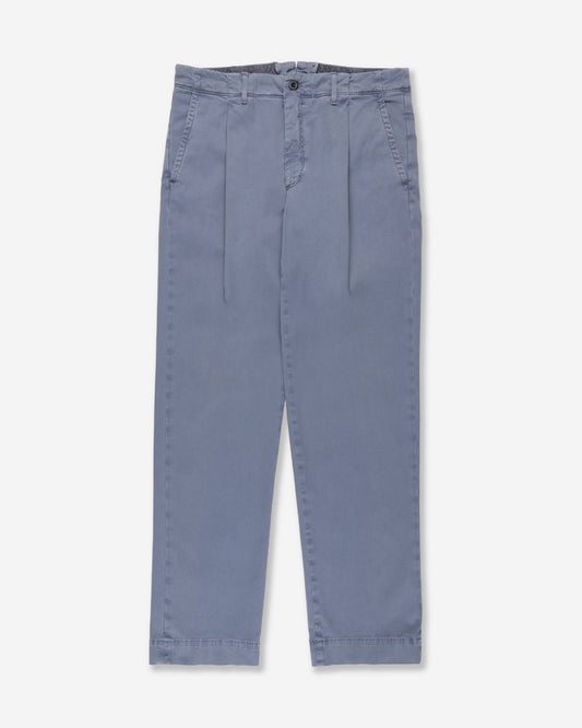 コットン製のルーズフィットパンツ
