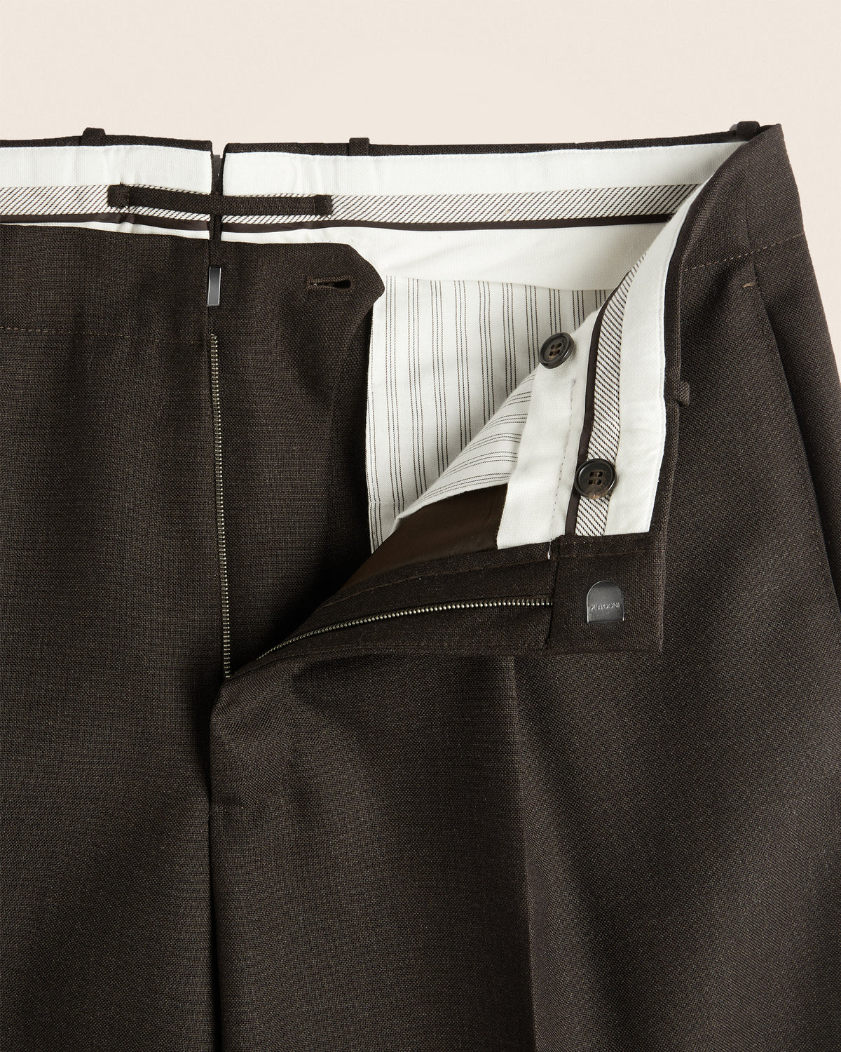 Pantalon coupe droite en laine 4 fils