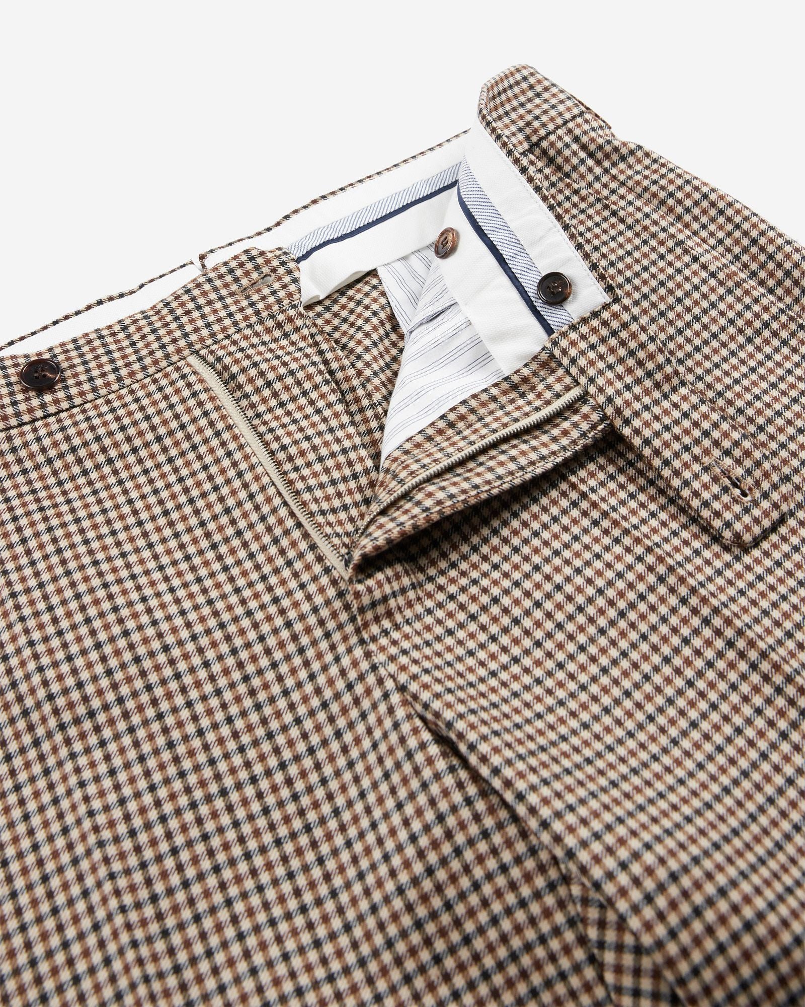 Tapered fit wool trousers