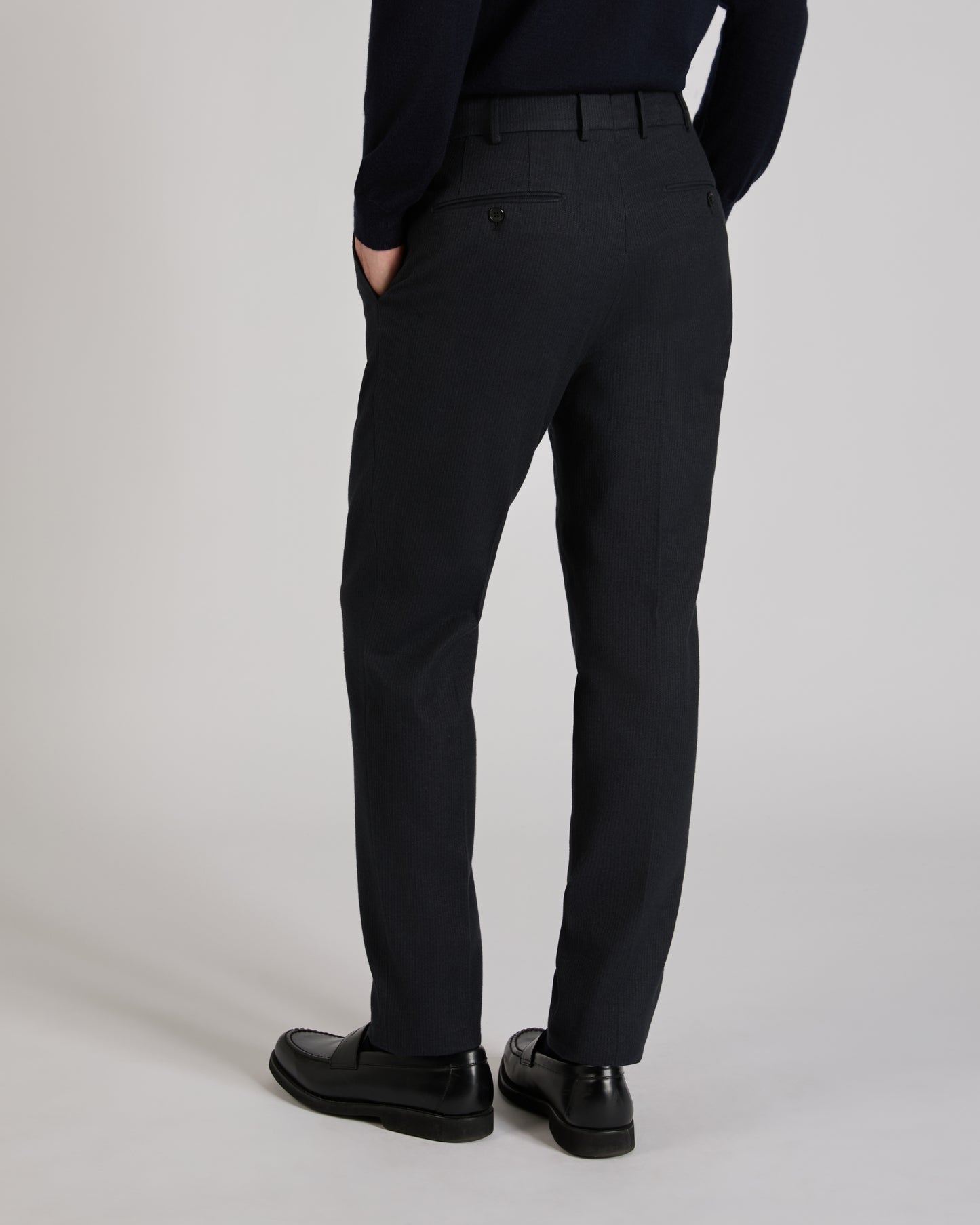Slim fit flexpant in micro-patterned comfort cotton