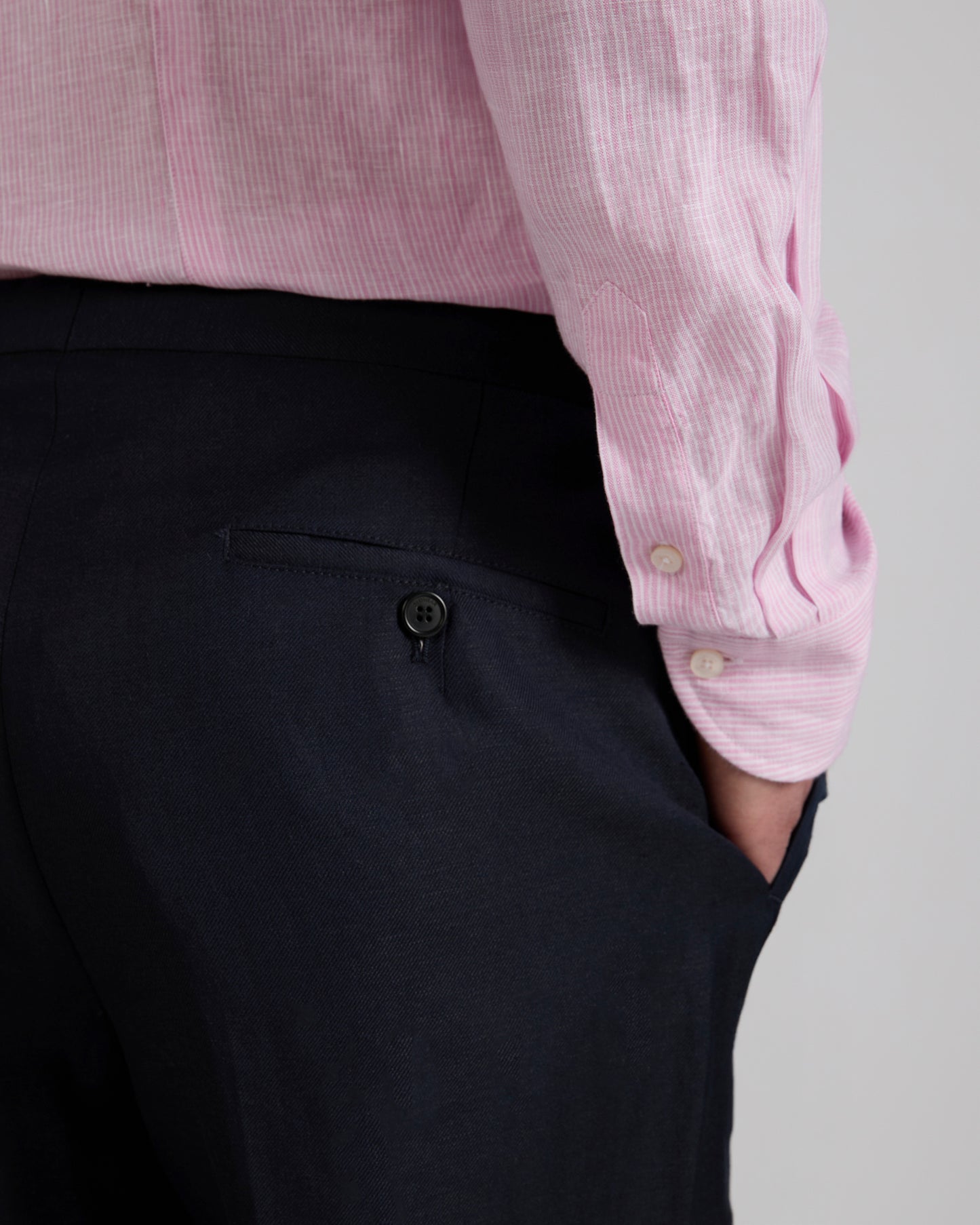 Regular fit wool and linen Bermuda shorts