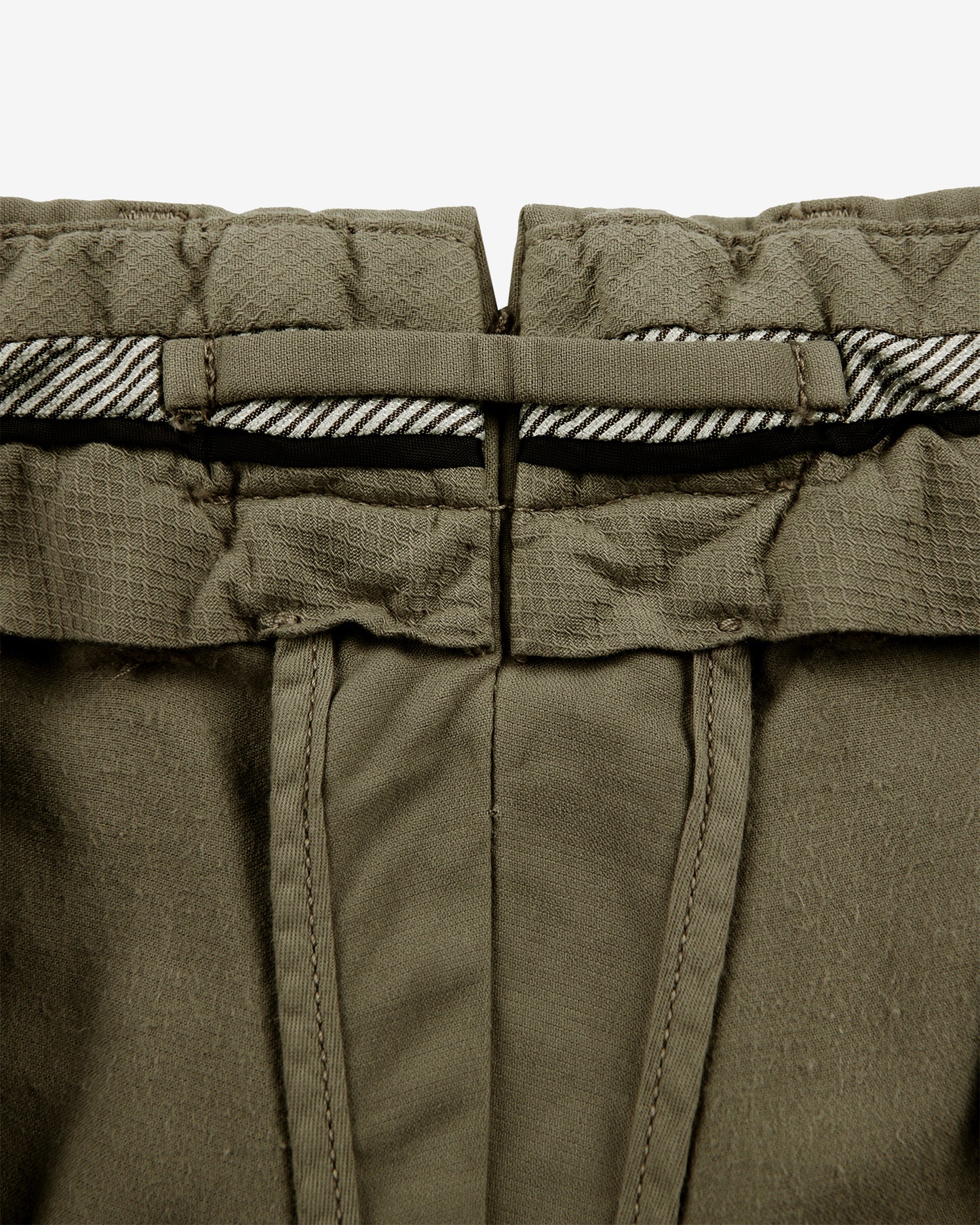 Pantalone slim fit in Doeskin