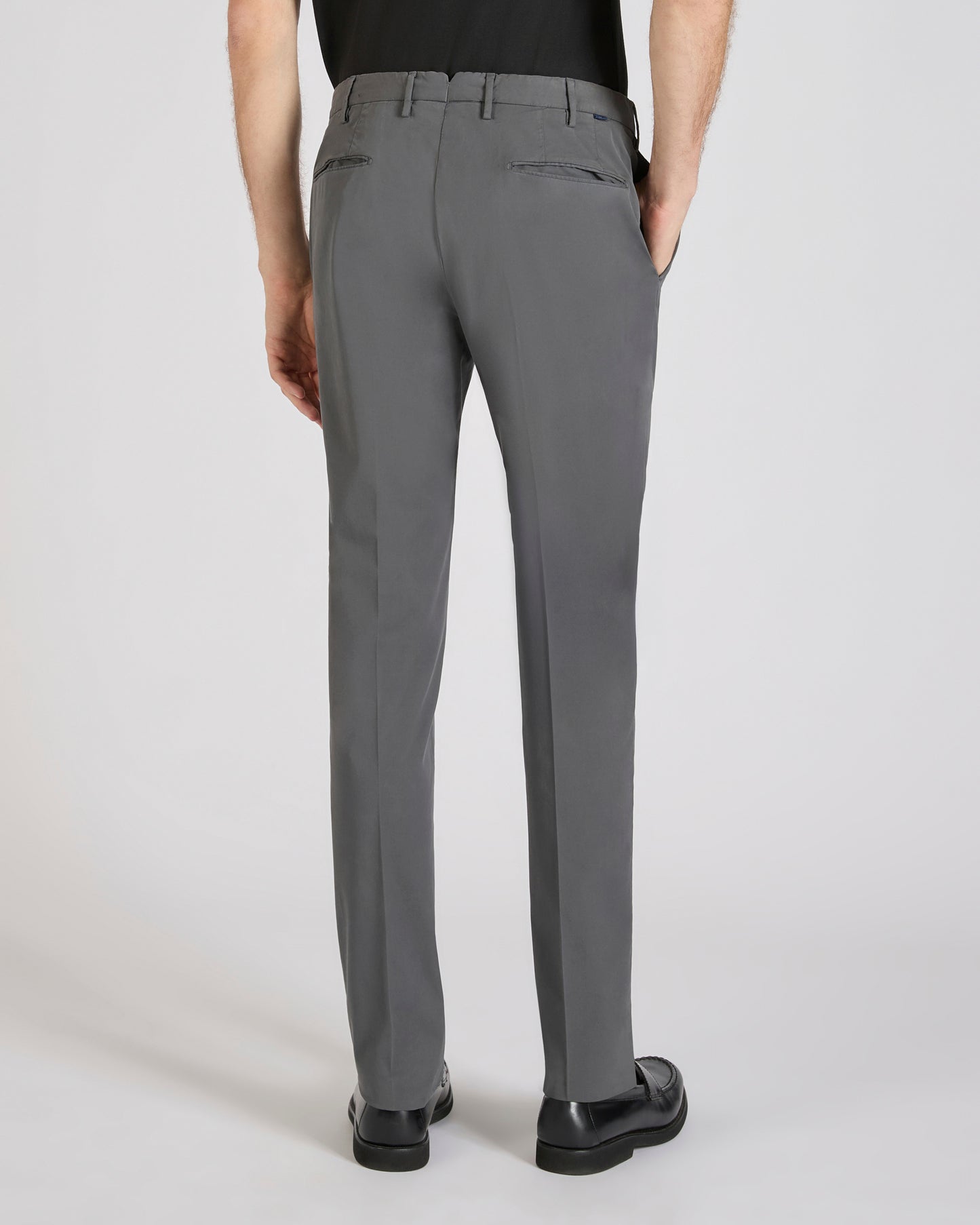 ロイヤルバタヴィア・スリムフィットパンツ