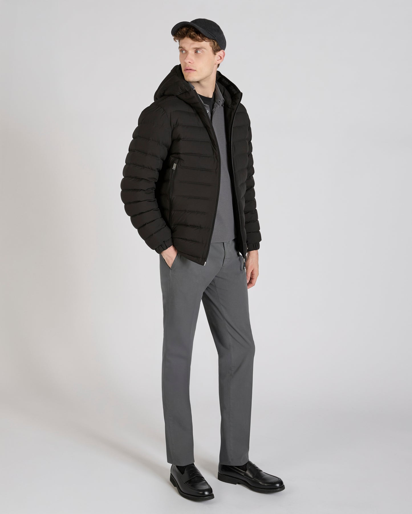 ロイヤルバタヴィア・スリムフィットパンツ