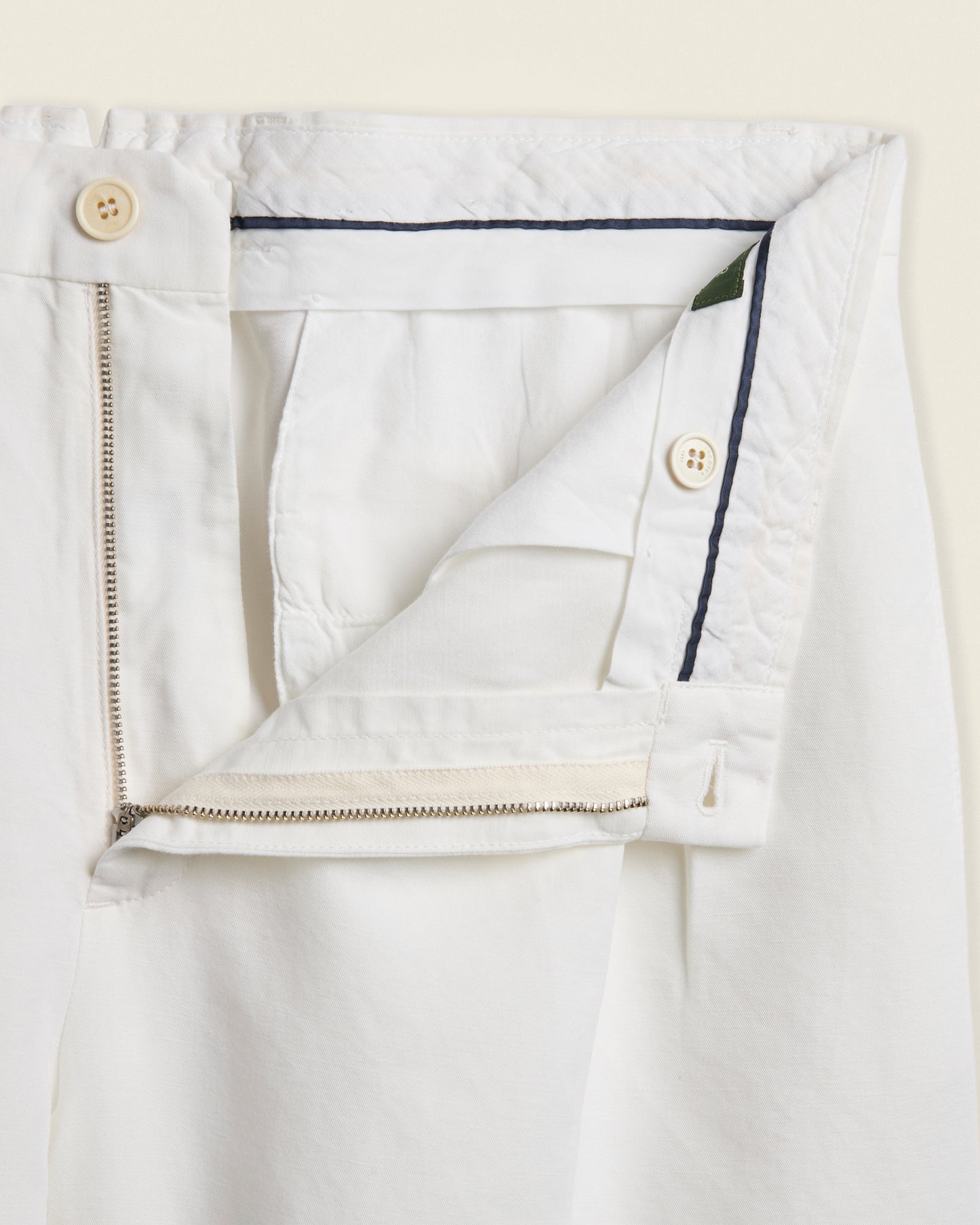 Straight fit Chinolino Bermuda shorts