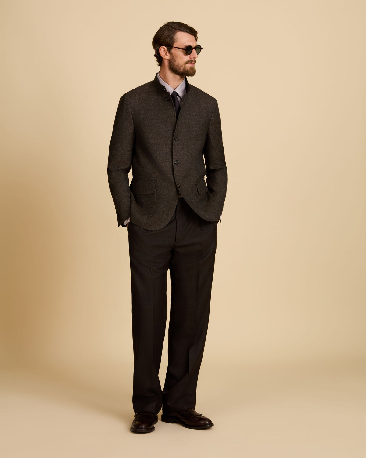 Pantalon coupe droite en laine 4 fils