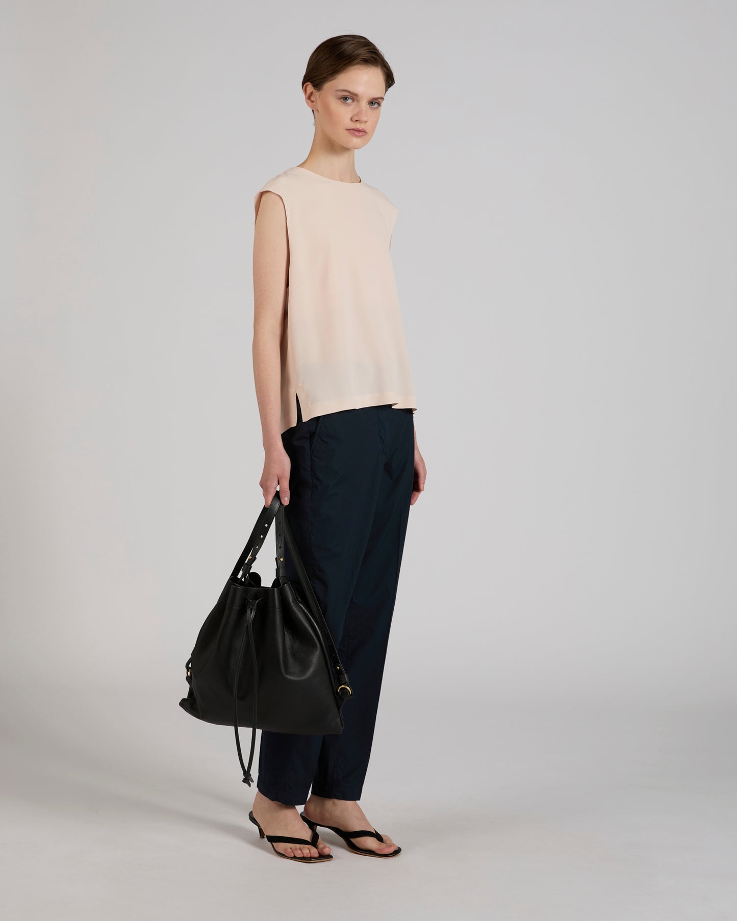Regular fit top in silk-blend crêpe de chine