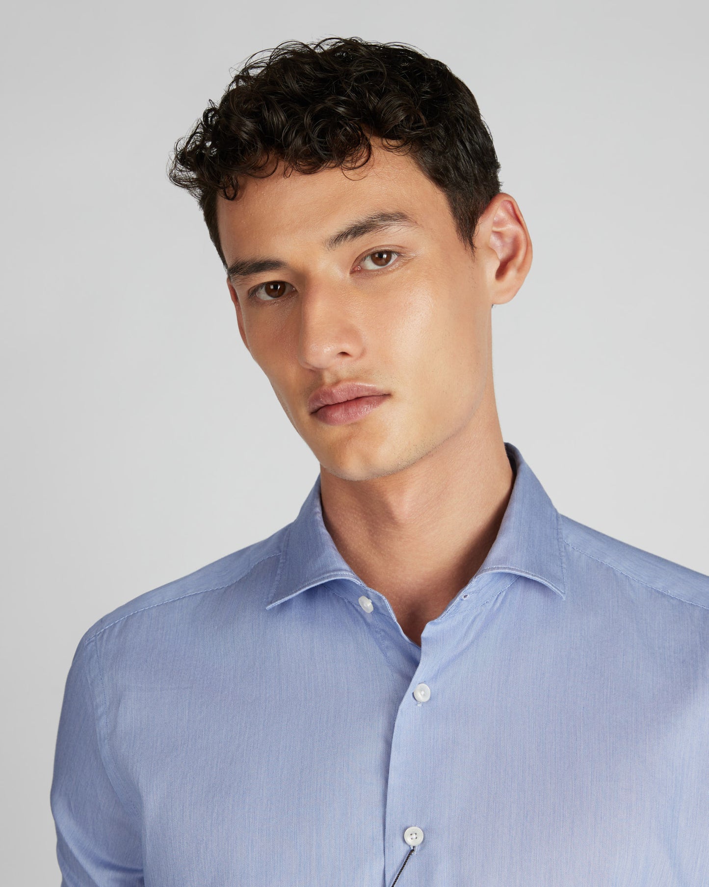 コットン・スリムフィットシャツ