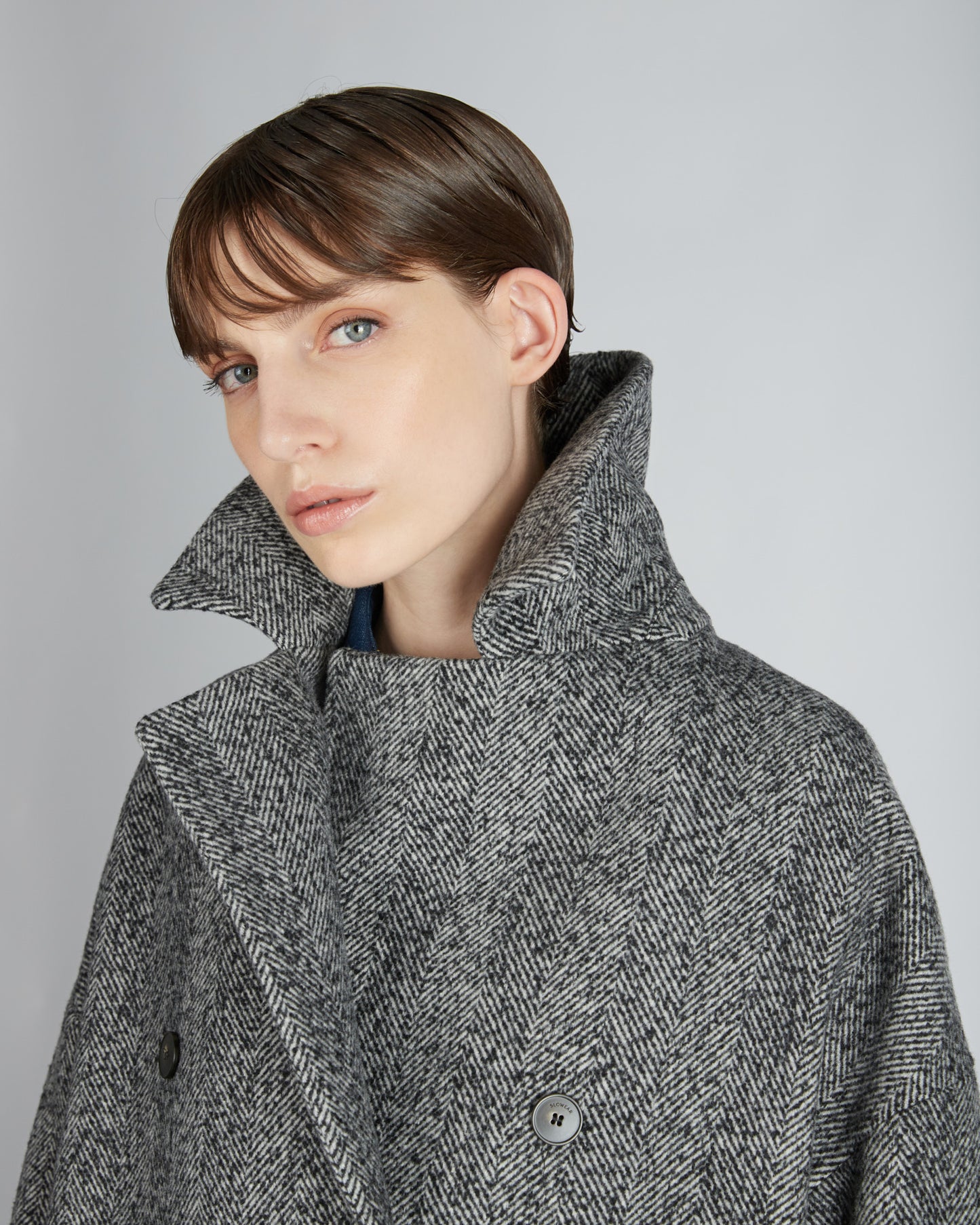 ウールヘリンボーン・ワイドフィットピーコート