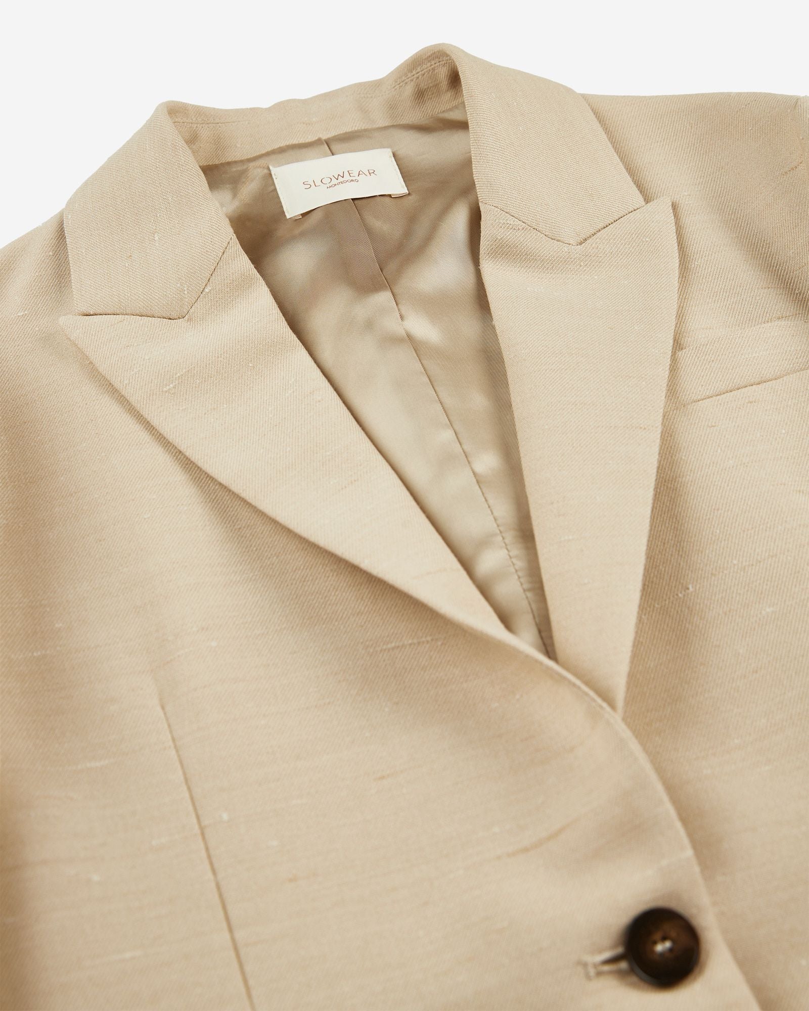 Wide fit jacket in wool shantung