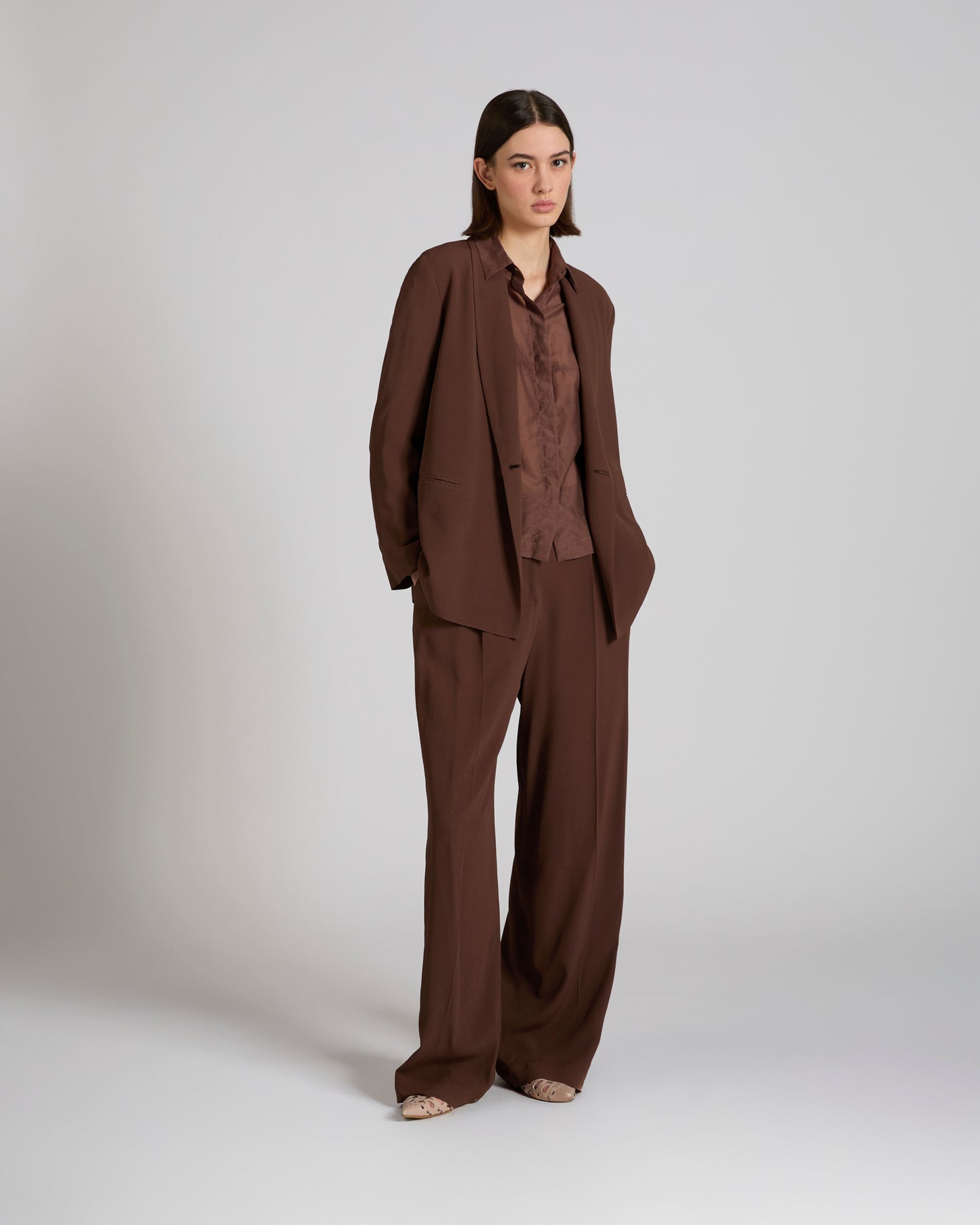 Wide fit jacket in silk-blend crêpe de chine