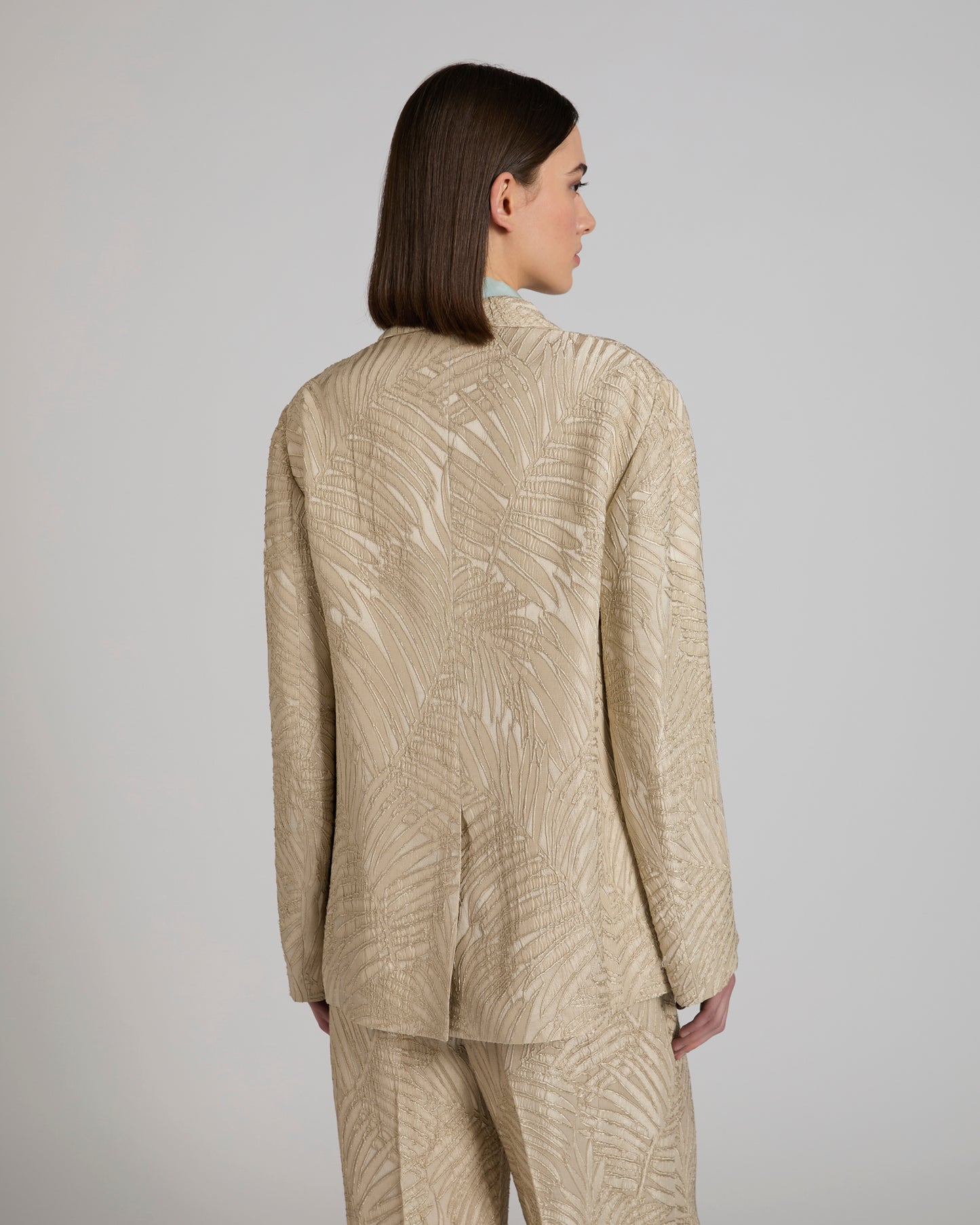 Wide fit jacket in raised viscose jacquard