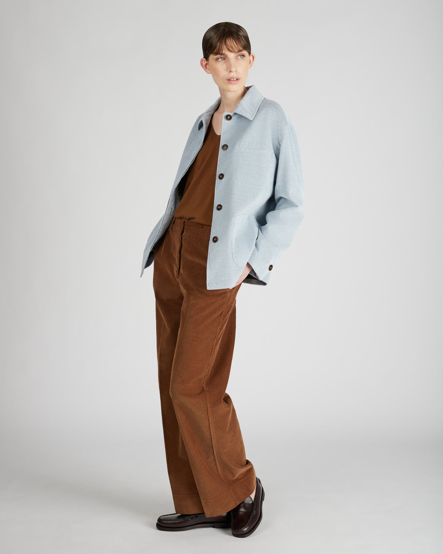 コーデュロイ・ワイドフィットブルーザ