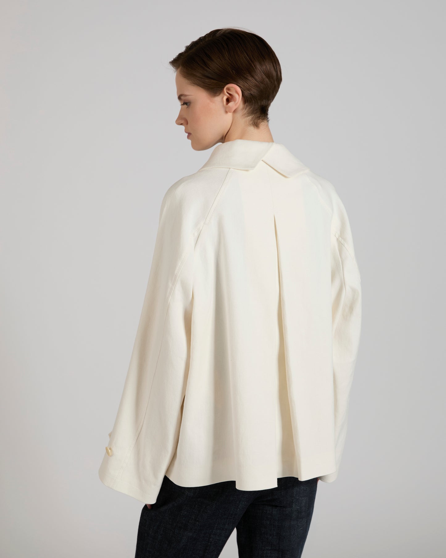 Wide fit caban jacket in cotton and linen panama