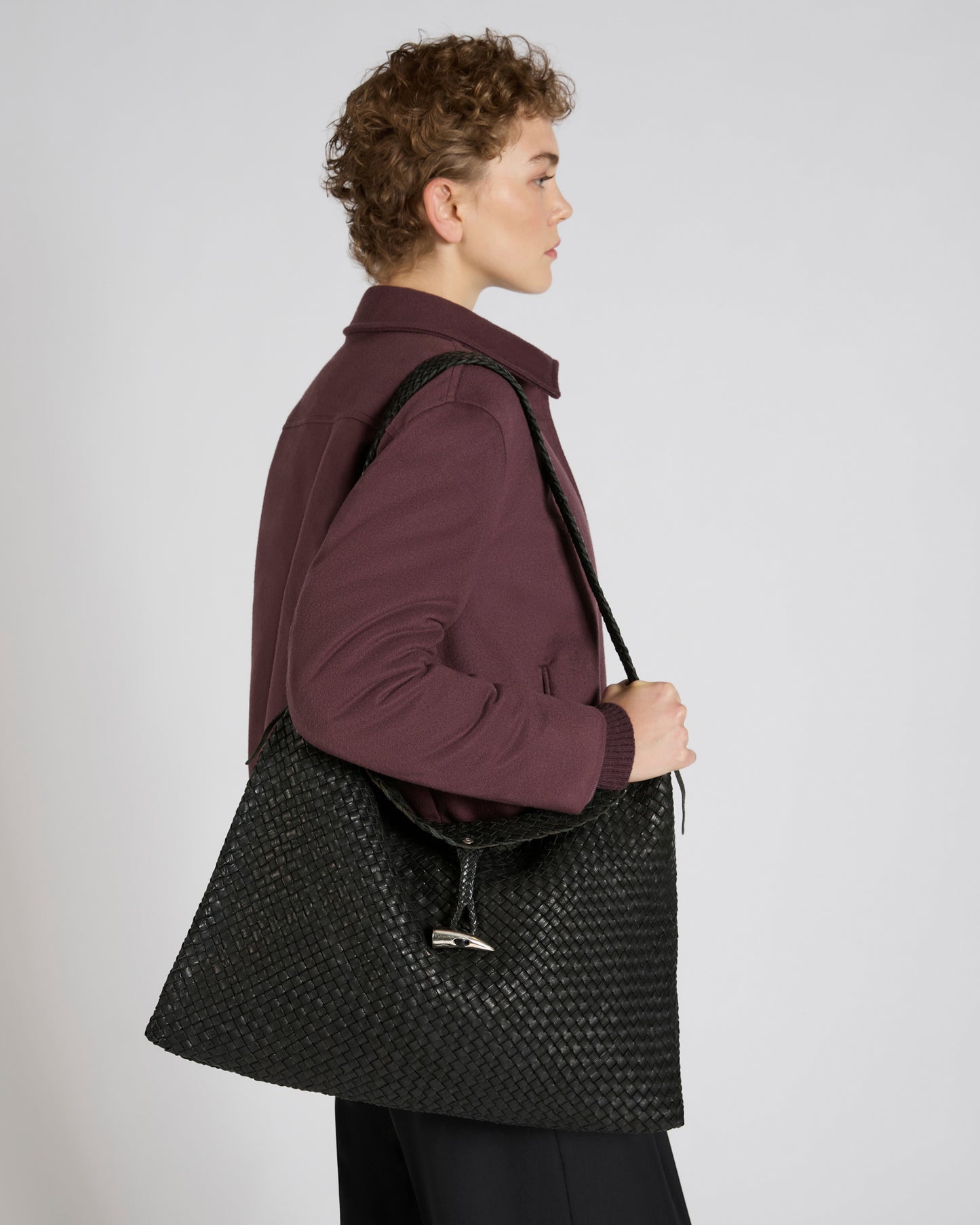 カーフレザー・ショルダーマキシバッグ