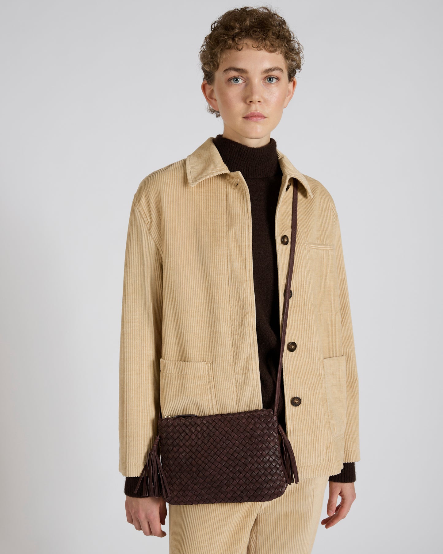 カーフレザー・クロスボディバッグ