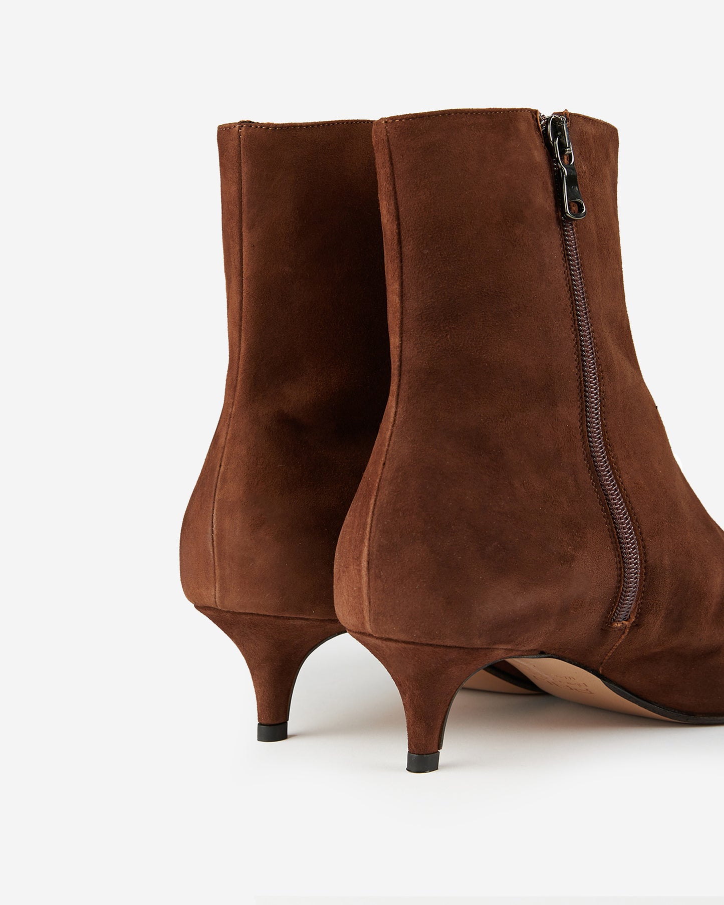 スエードレザーショートブーツ