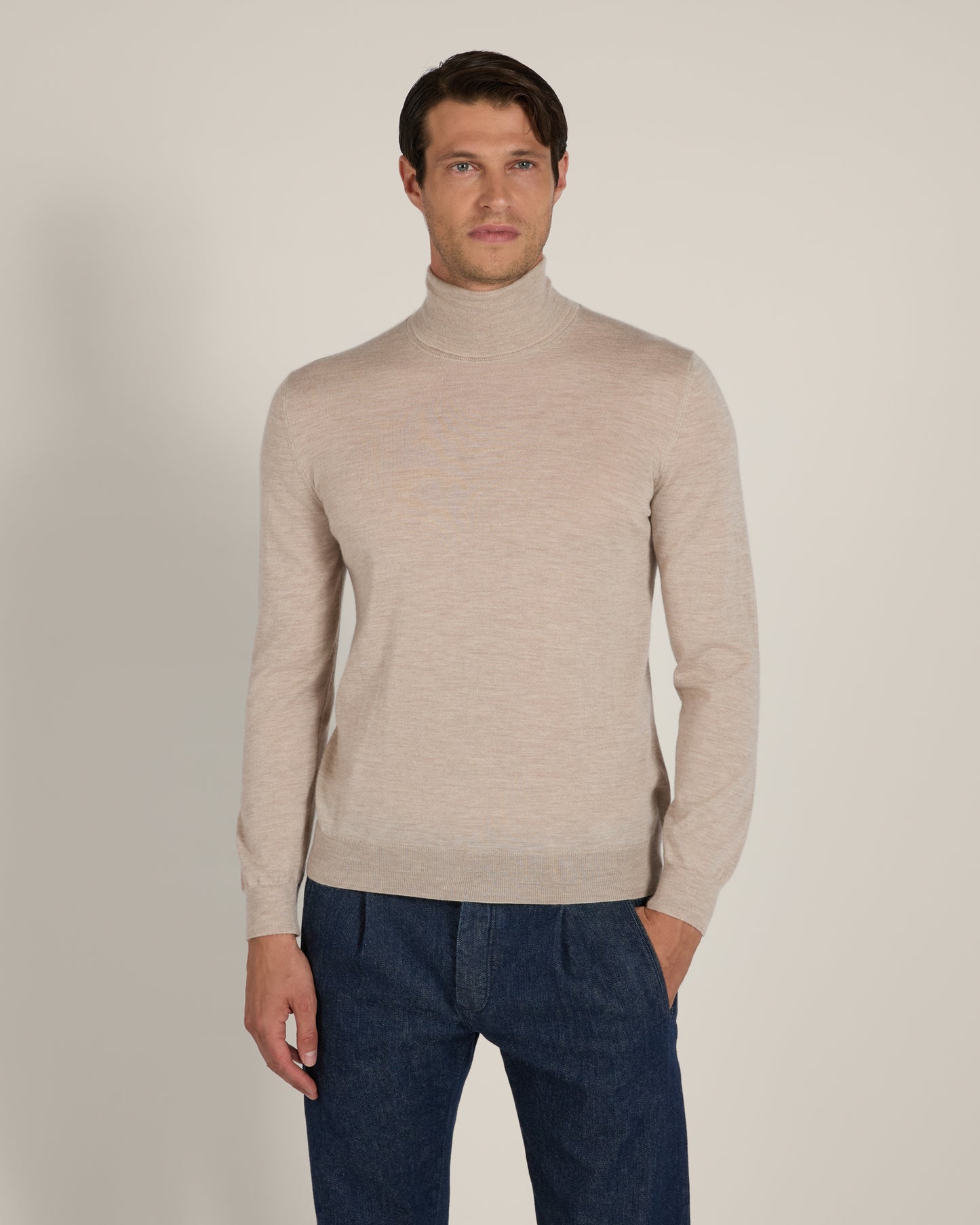 Rollkragenpullover aus Kaschmir und Seide