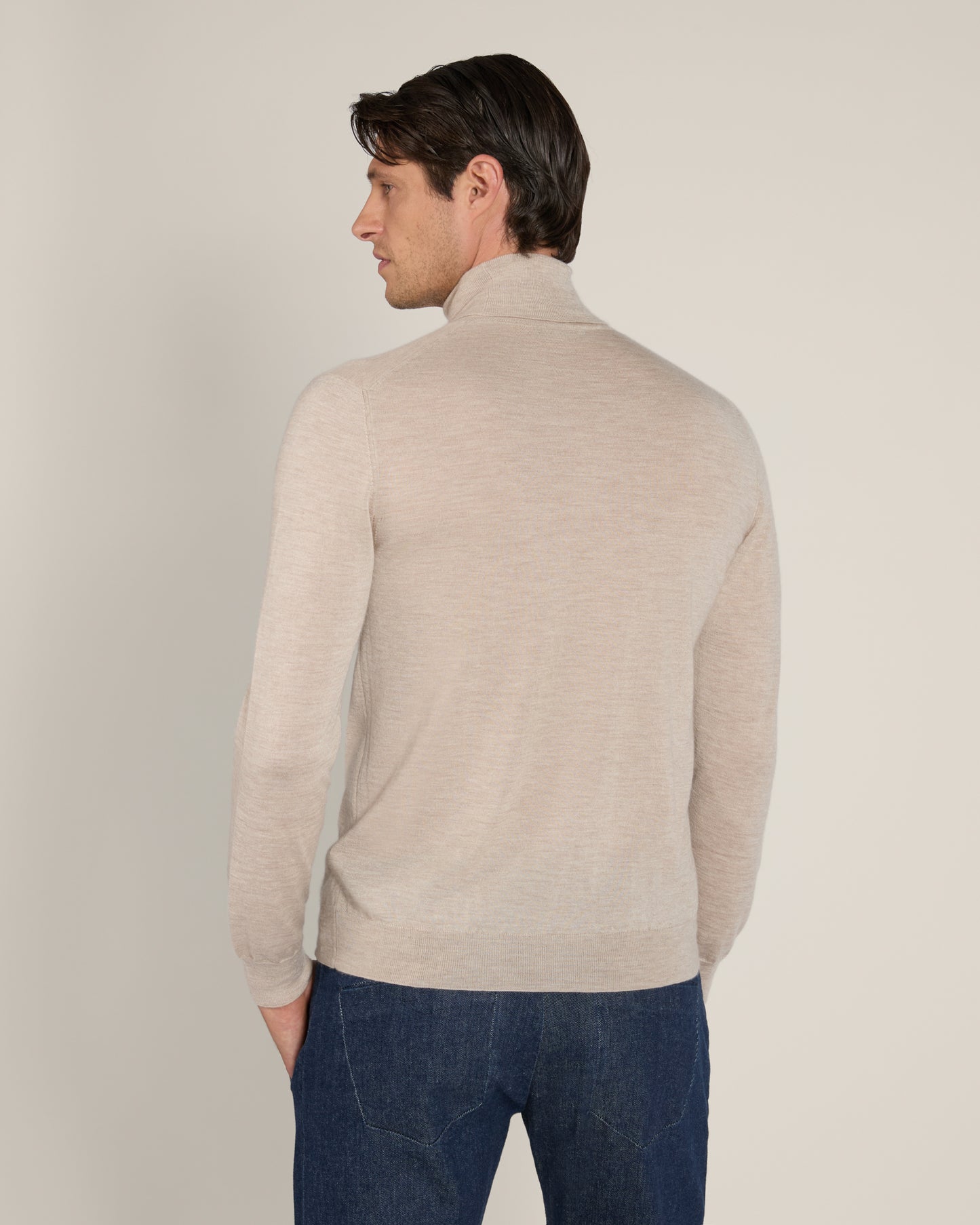 Rollkragenpullover aus Kaschmir und Seide