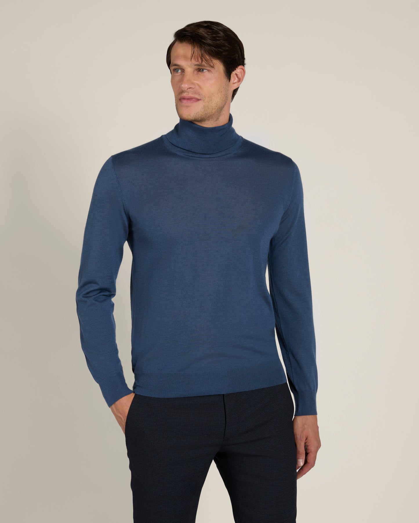 Pull à col roulé en cachemire et soie