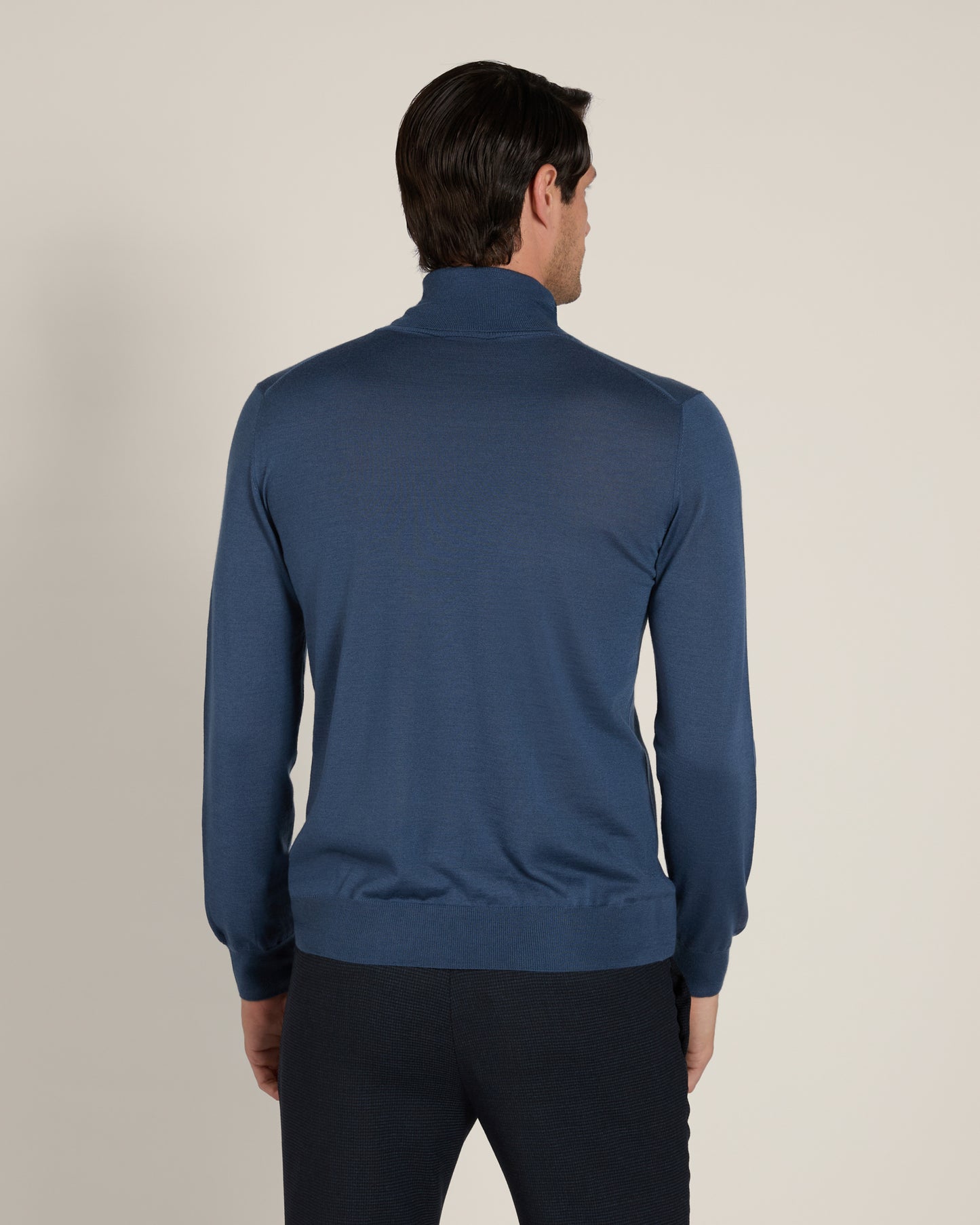 Pull à col roulé en cachemire et soie