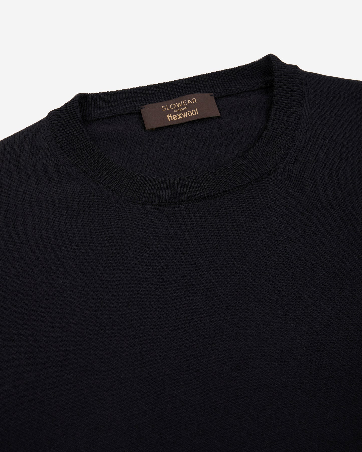 Slim fit Flexwool crewneck sweater
