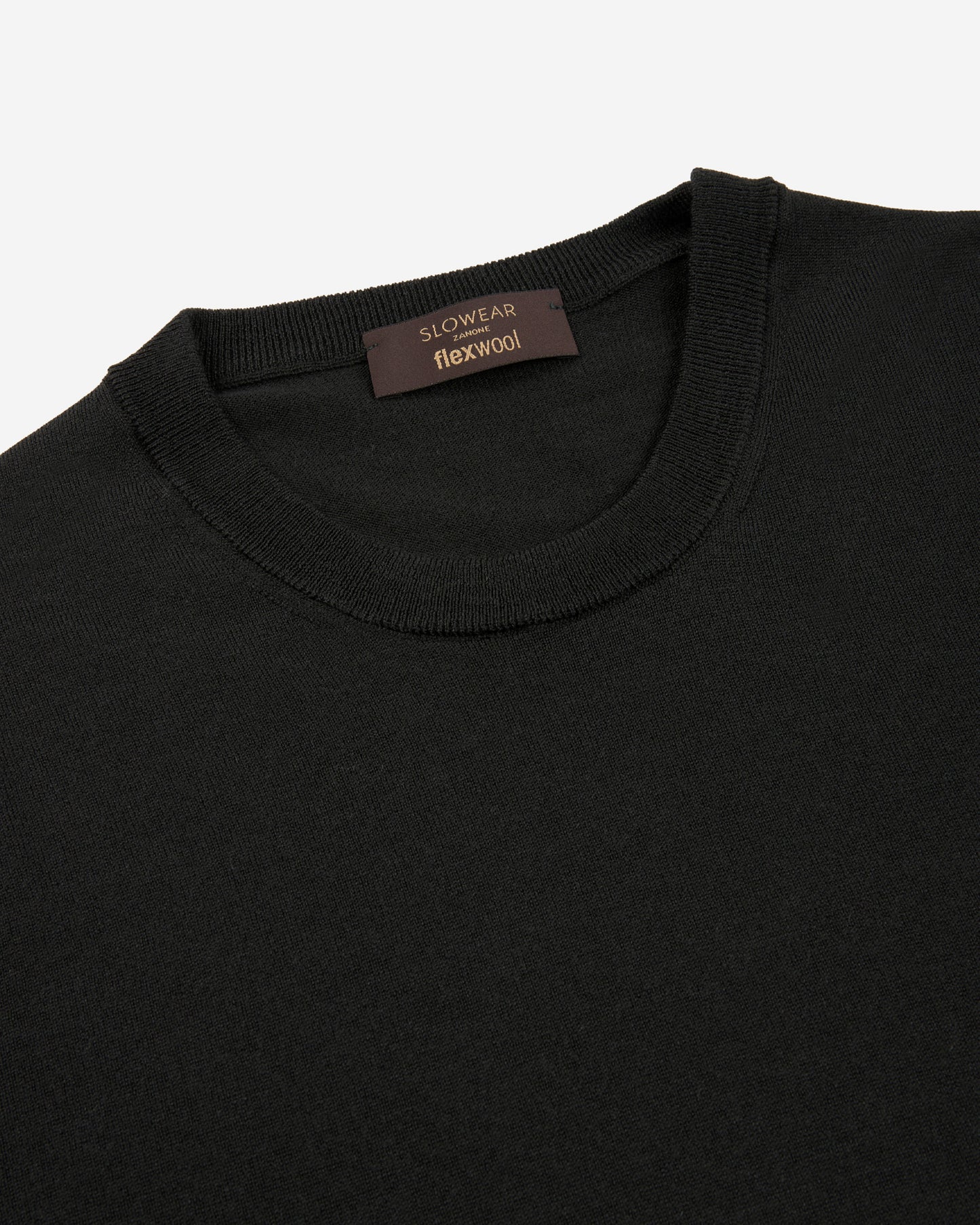 Slim fit Flexwool crewneck sweater