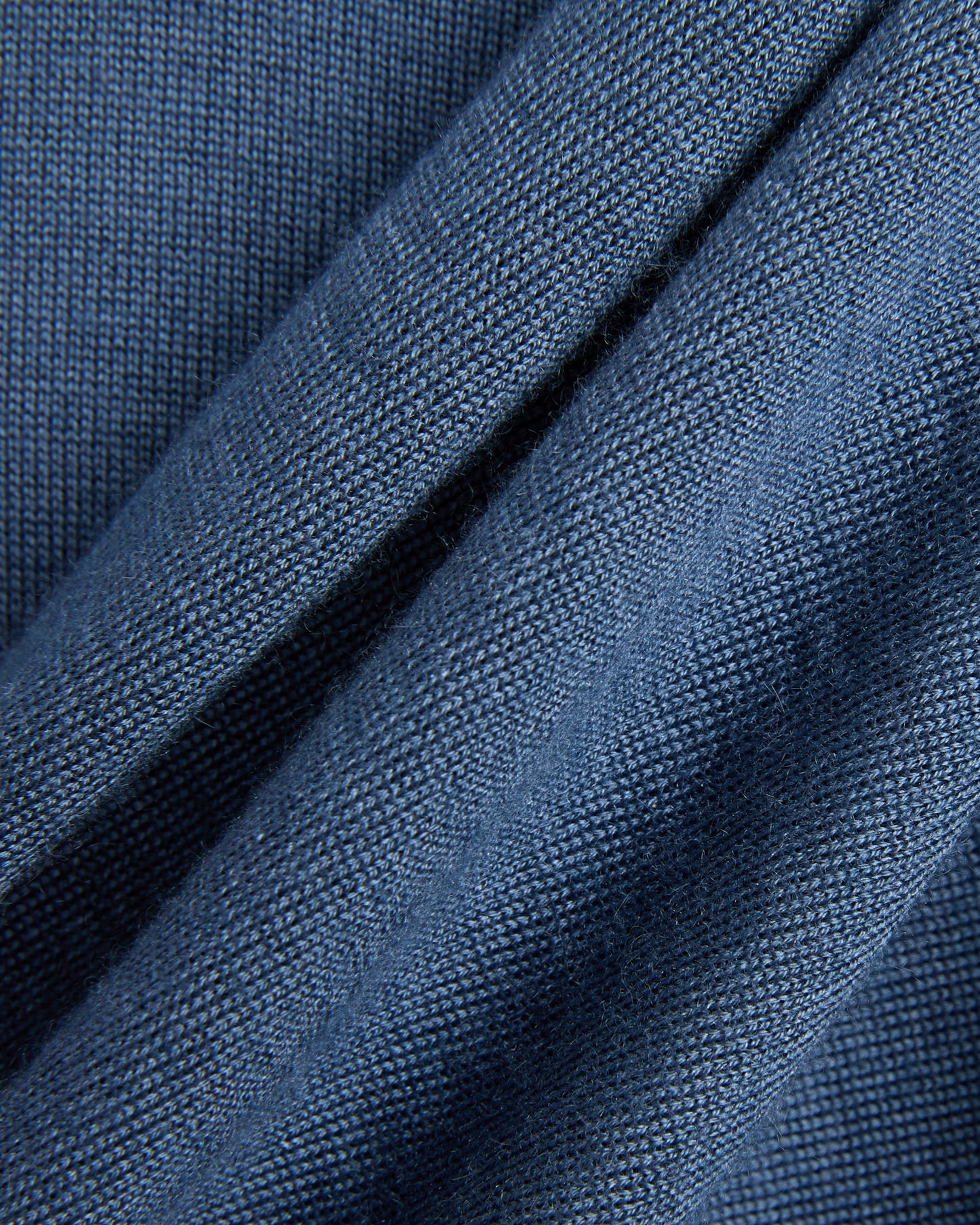 Cashmere and silk slim fit crewneck sweater