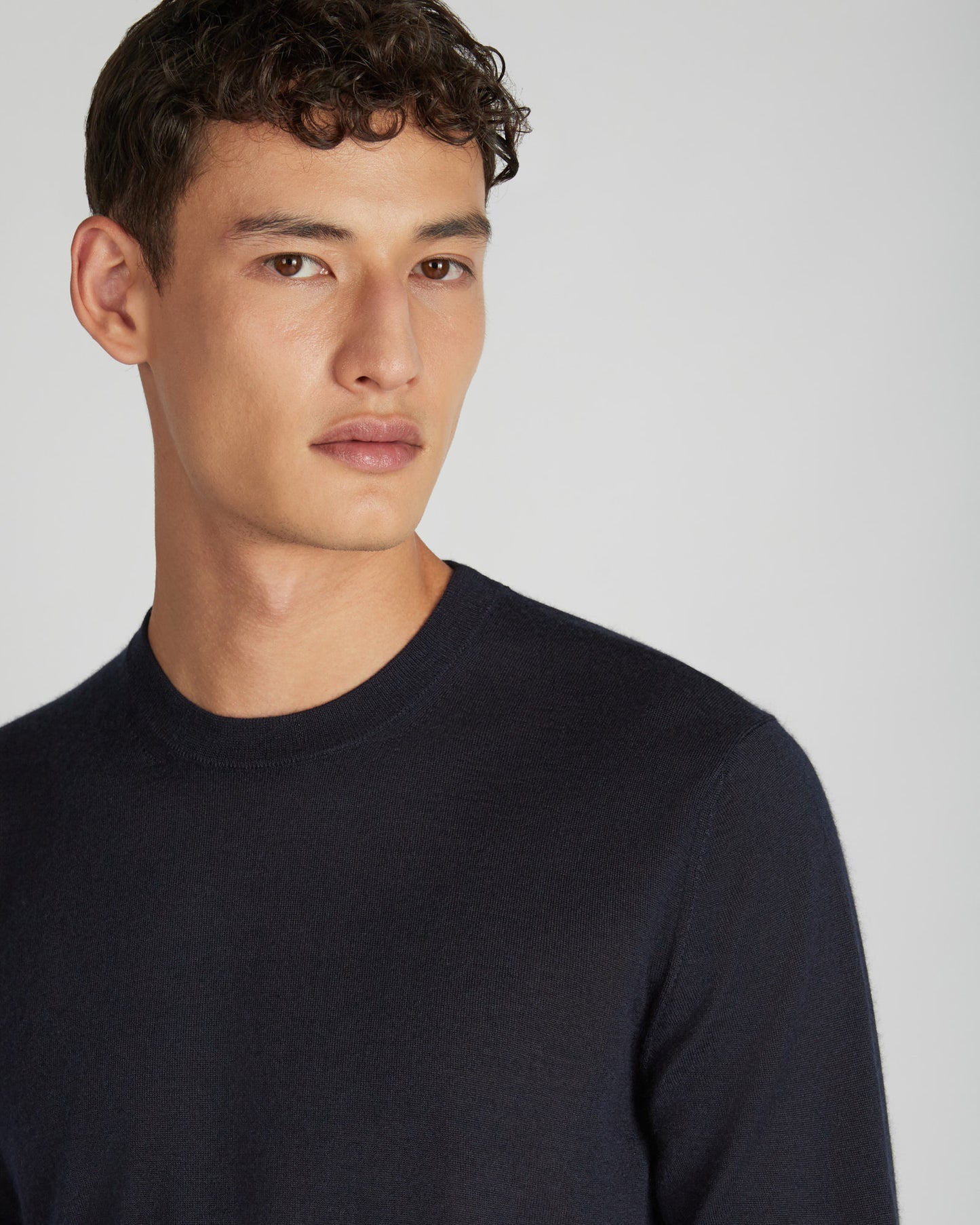 Girocollo slim fit in cashmere e seta