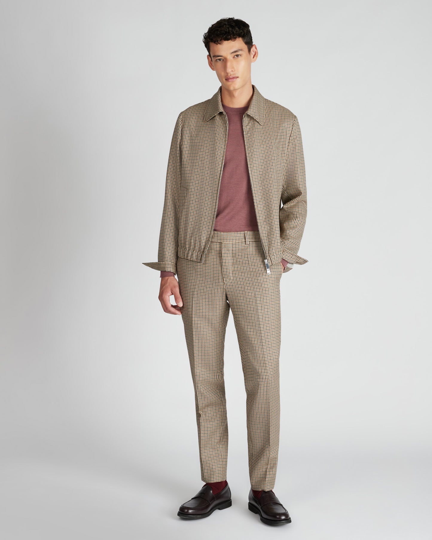 カシミアとシルク・スリムフィットクルーネック