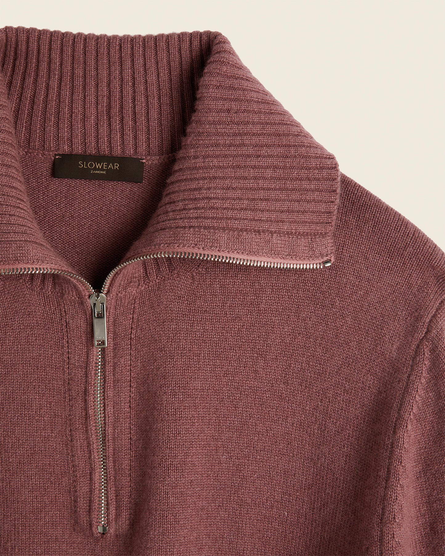 Maglia con zip slim fit in cashmere